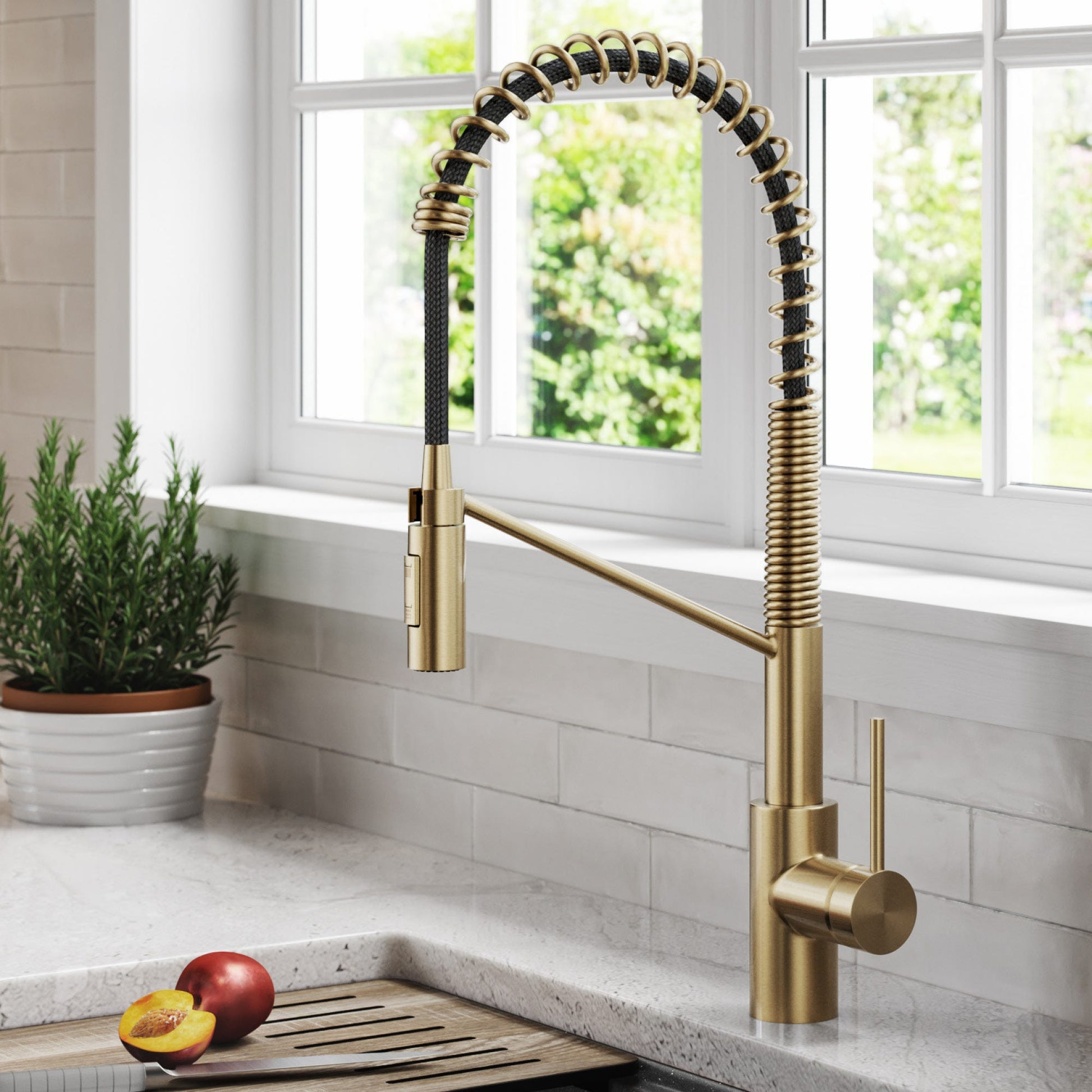 Spot Free Antique Champagne Bronze / Pull Down / Yes
