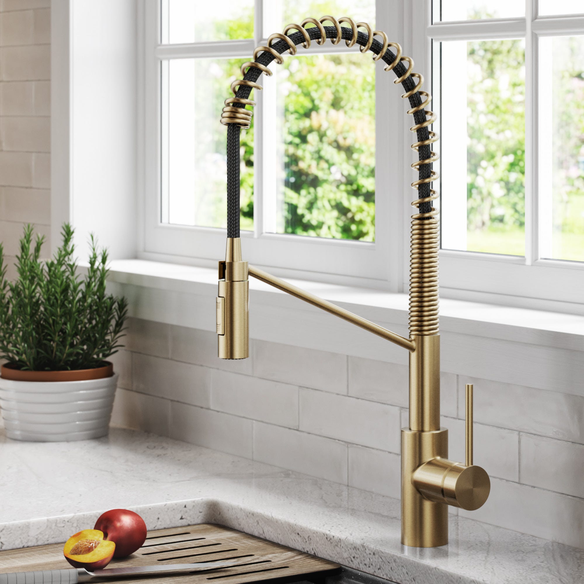 Spot Free Antique Champagne Bronze / Pull Down / Yes