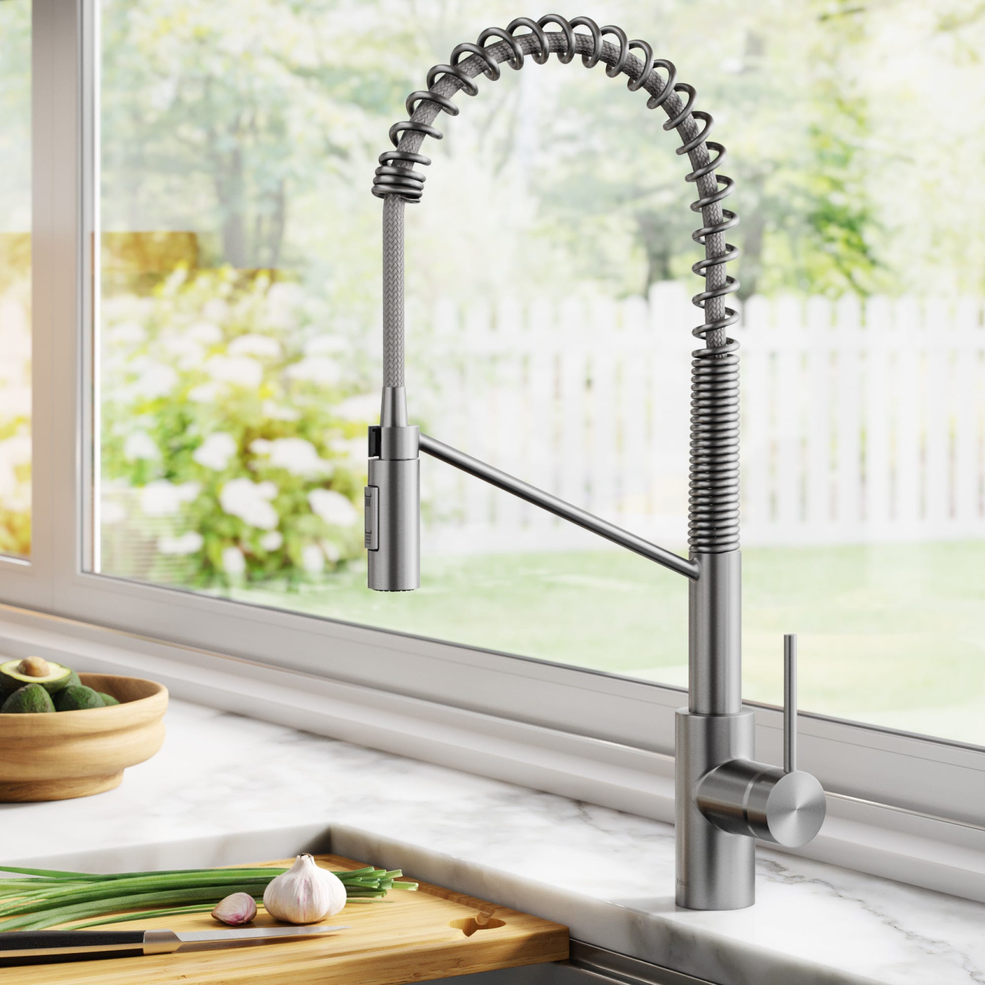 Spot Free Stainless Steel / Pull Down / Yes