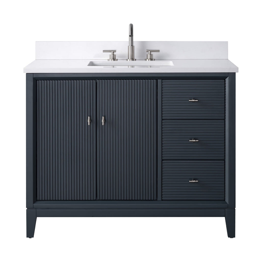 Linear Vintage Spruce Blue / Brushed Nickel