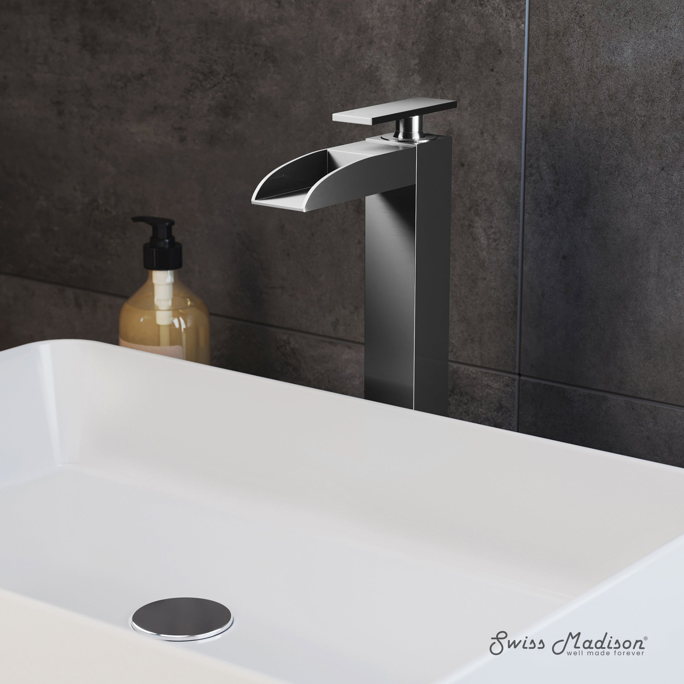 Brushed Nickel / High Arc