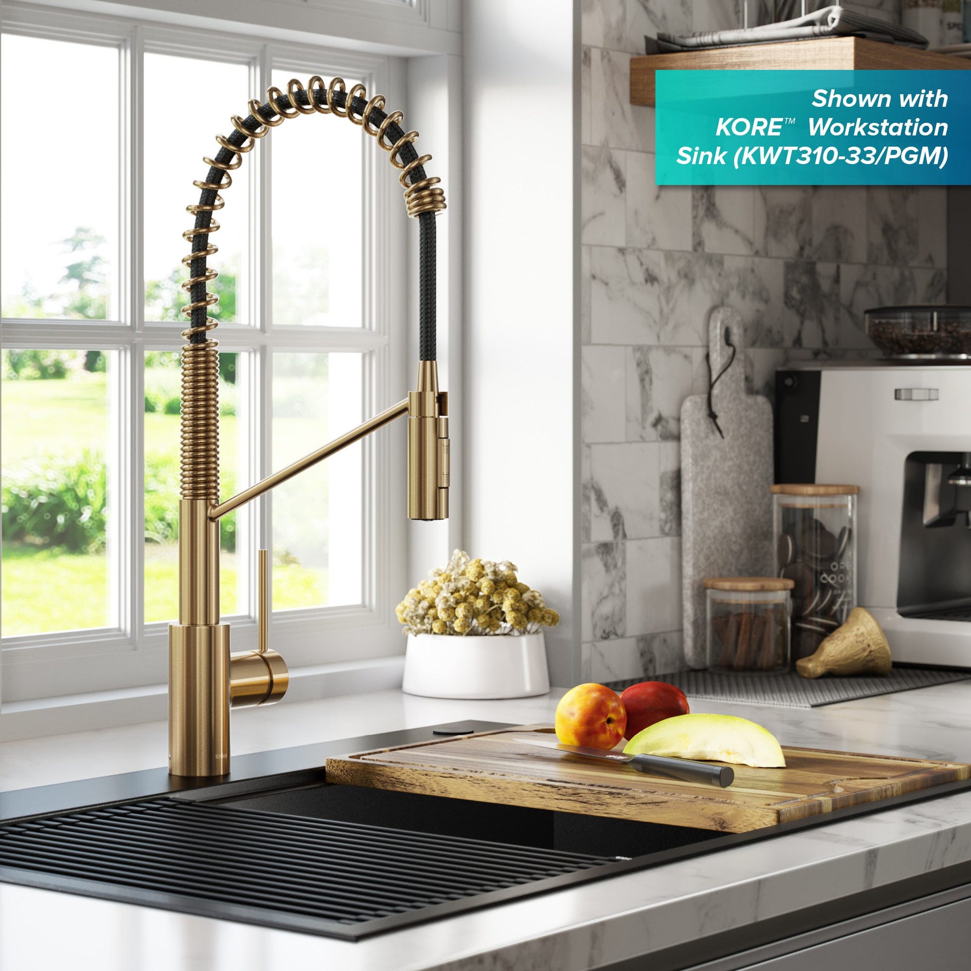 Brushed Brass / Pull Down / Yes