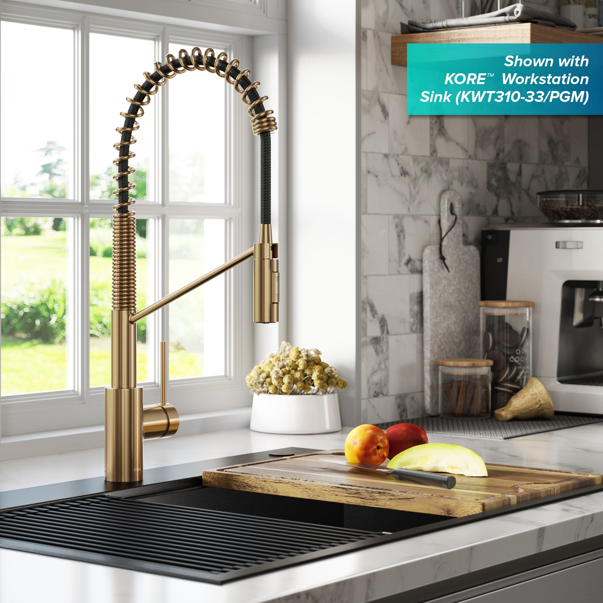 Brushed Brass / Pull Down / Yes