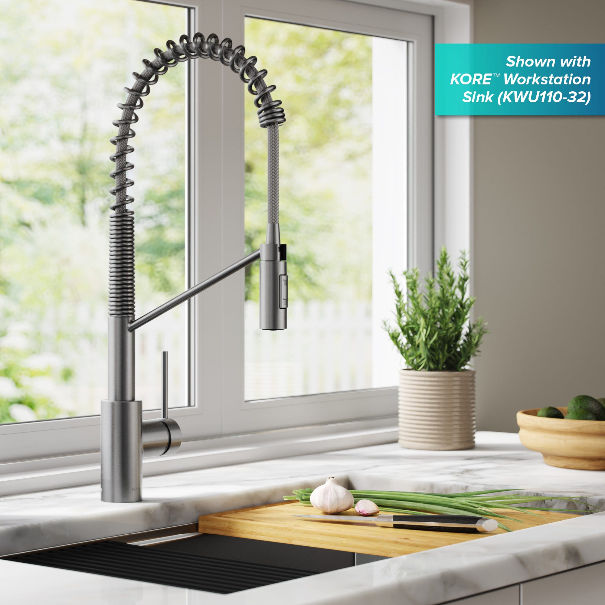 Spot Free Stainless Steel / Pull Down / Yes
