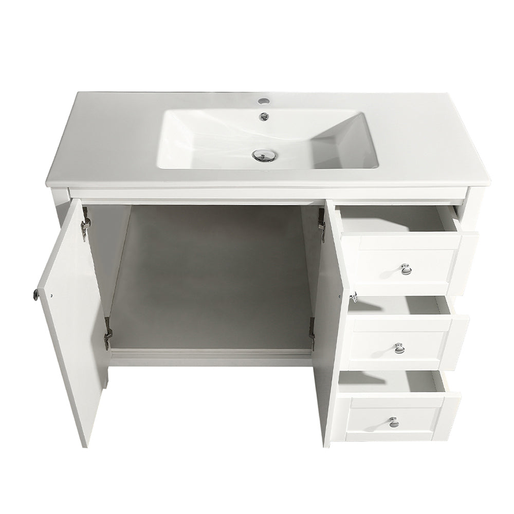 White / White / 1-Hole