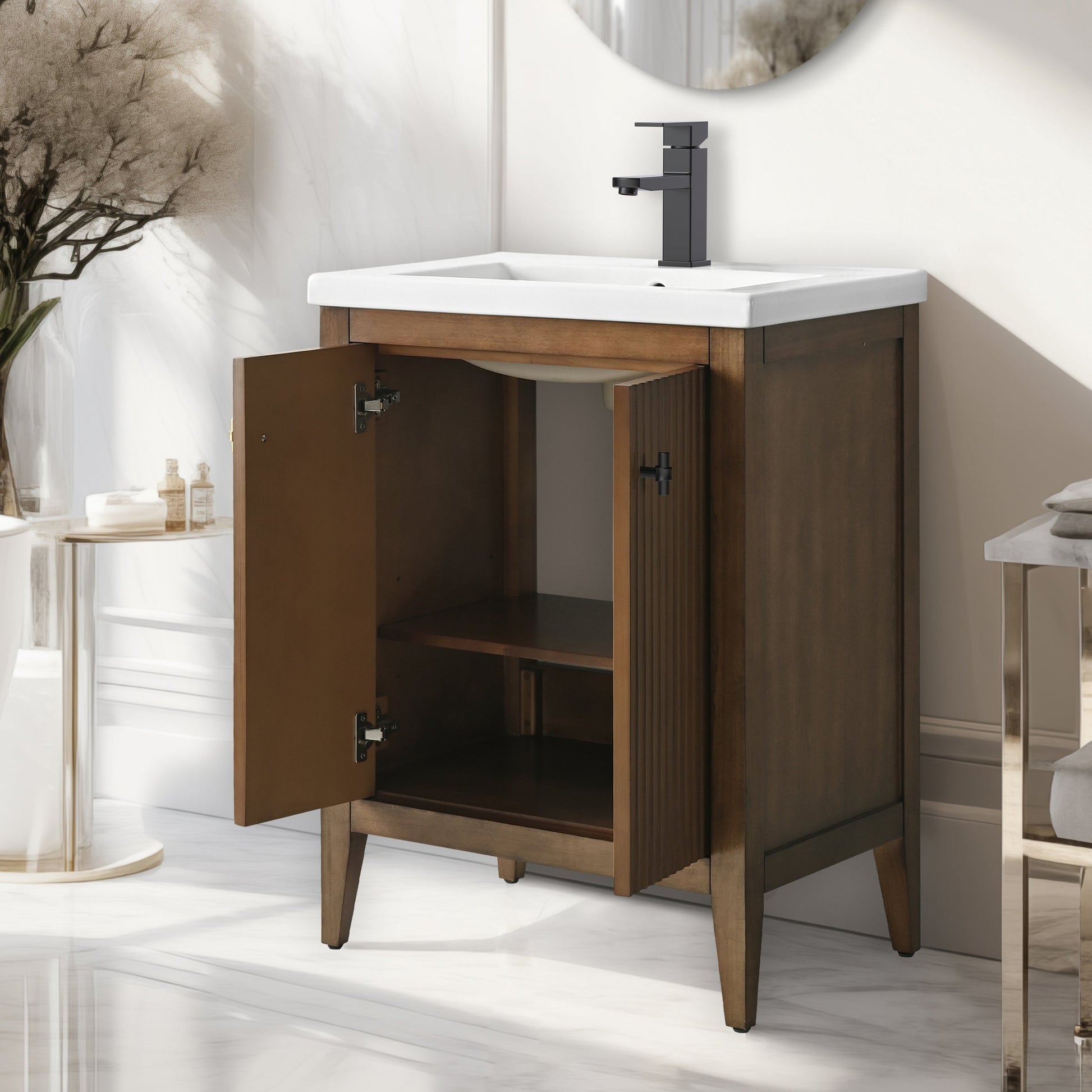 Linear Walnut / Matte Black