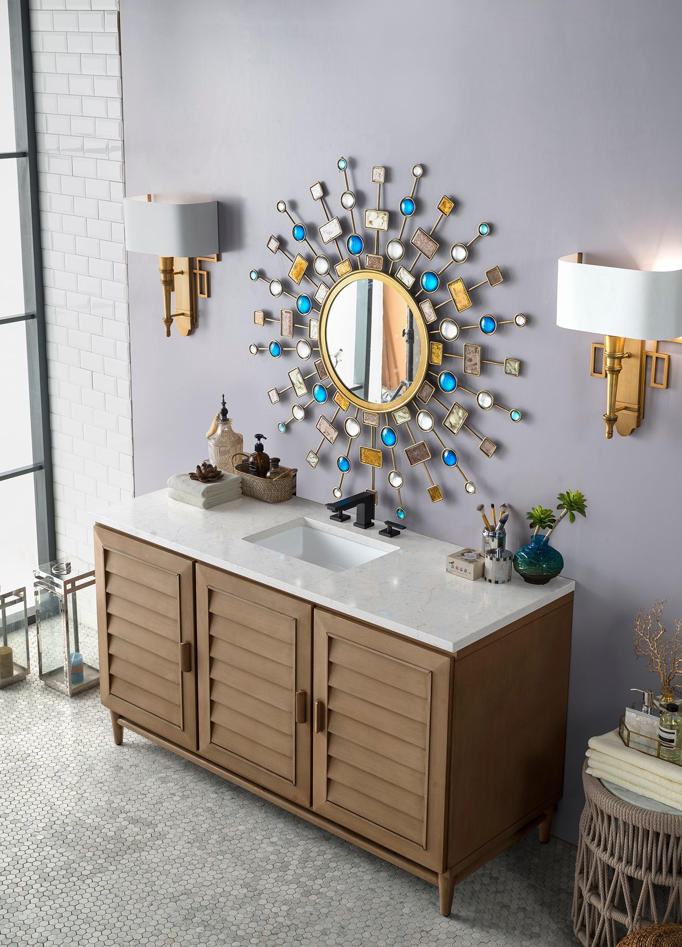 Whitewashed Walnut / Eternal Jasmine Pearl - 3 Faucet Holes