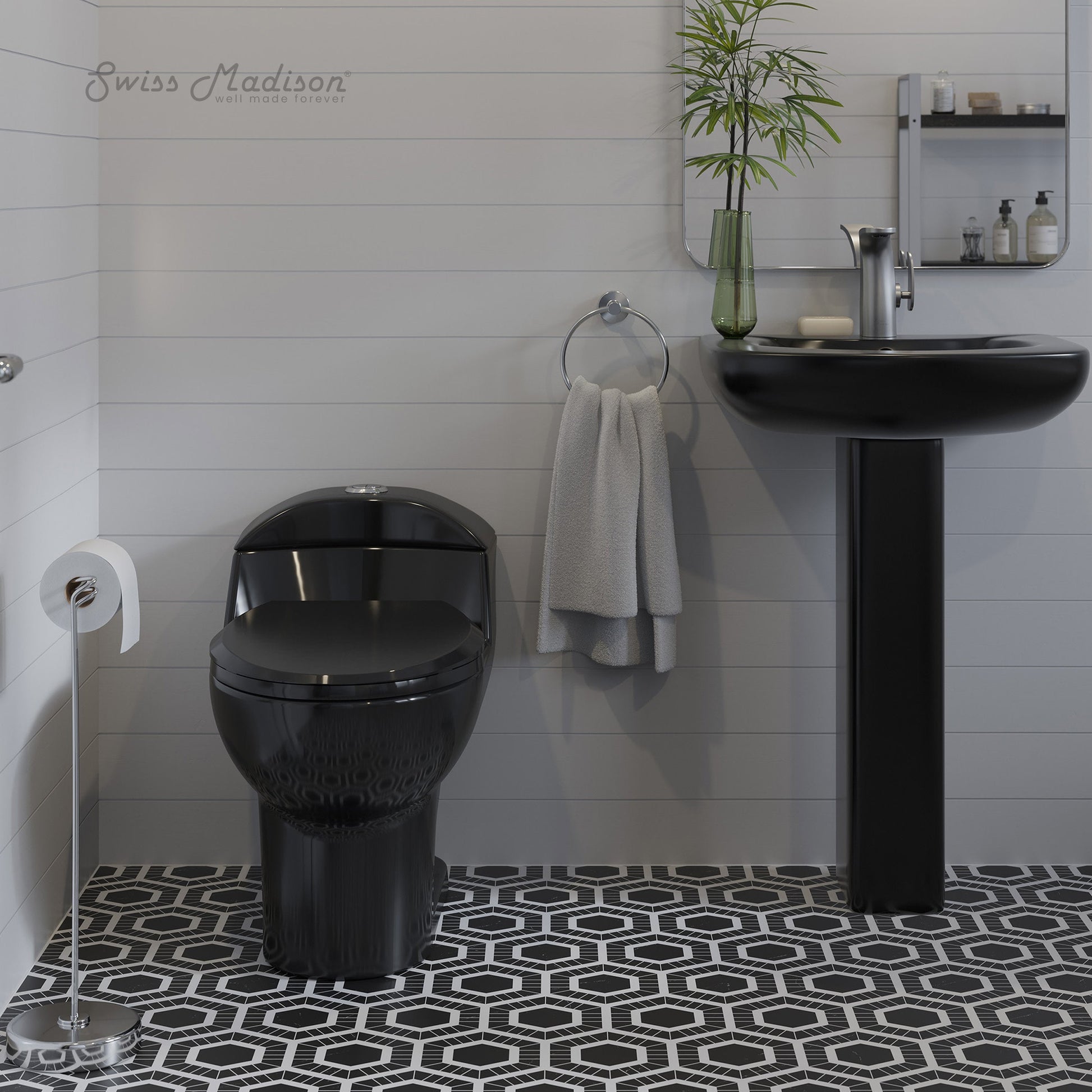 Glossy Black / Chrome