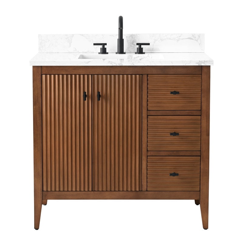 Linear Walnut / Matte Black