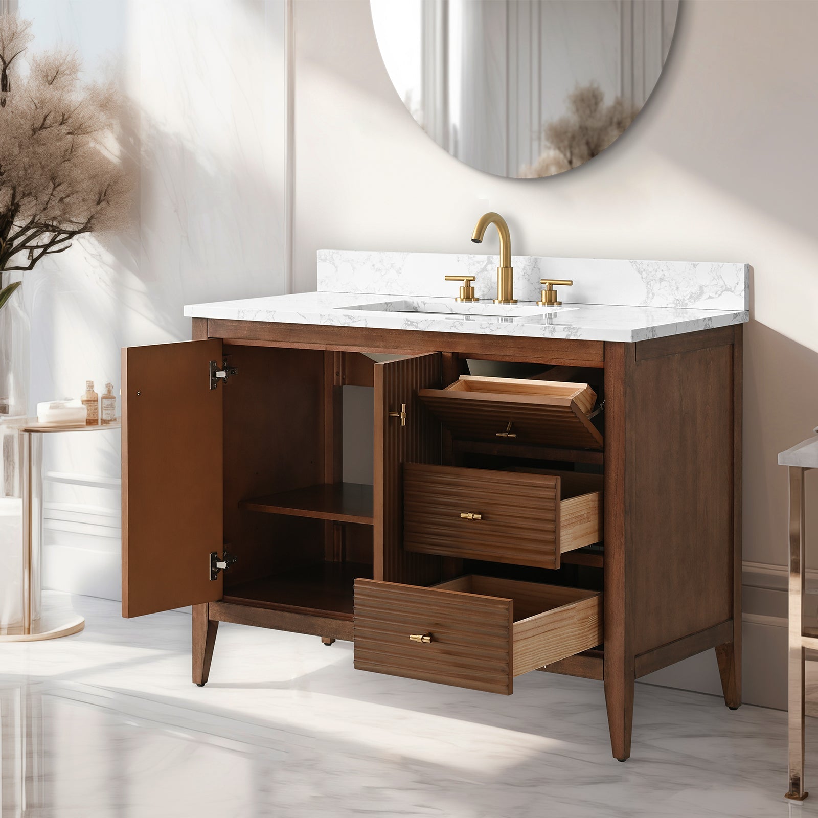 Linear Walnut / Golden Brushed