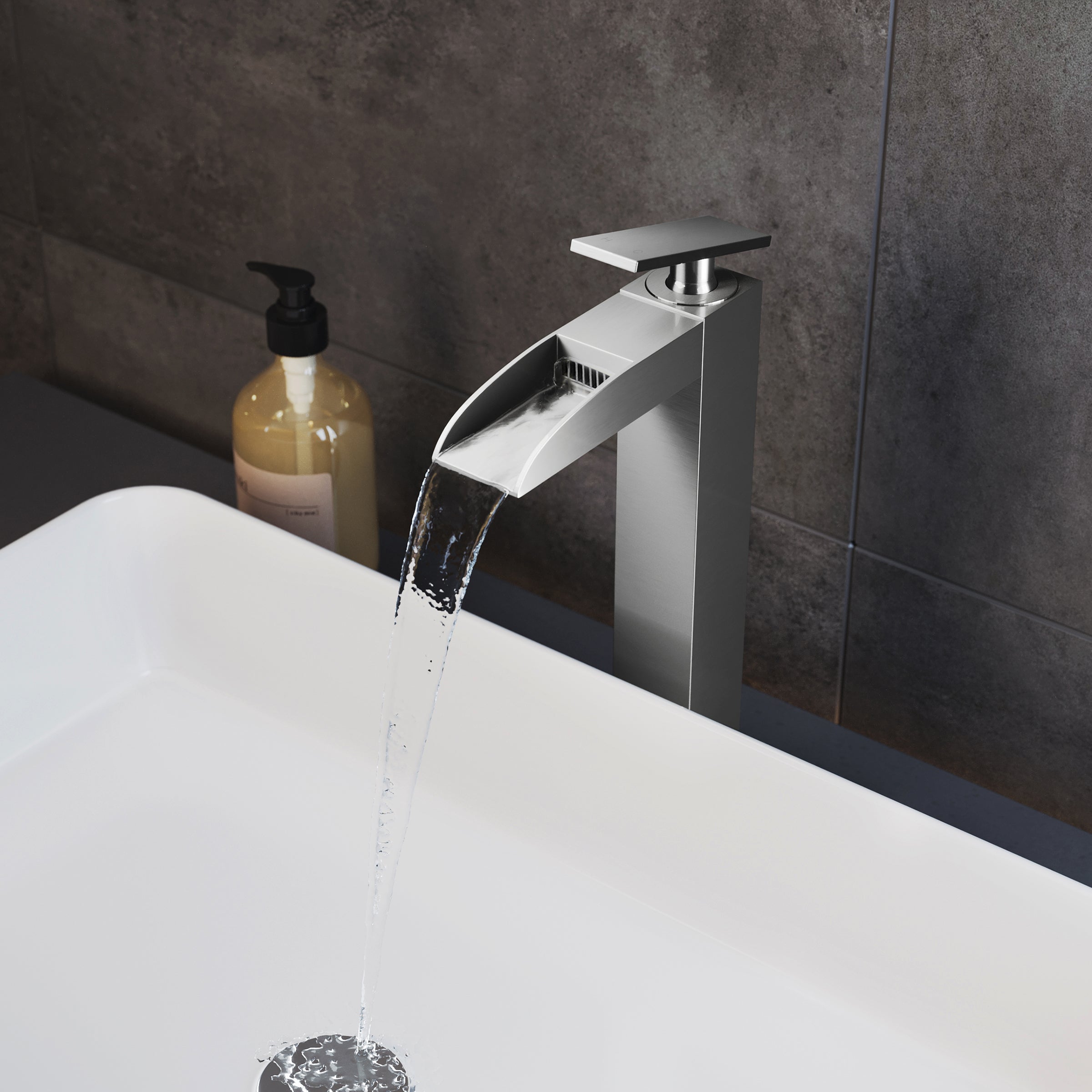 Brushed Nickel / High Arc