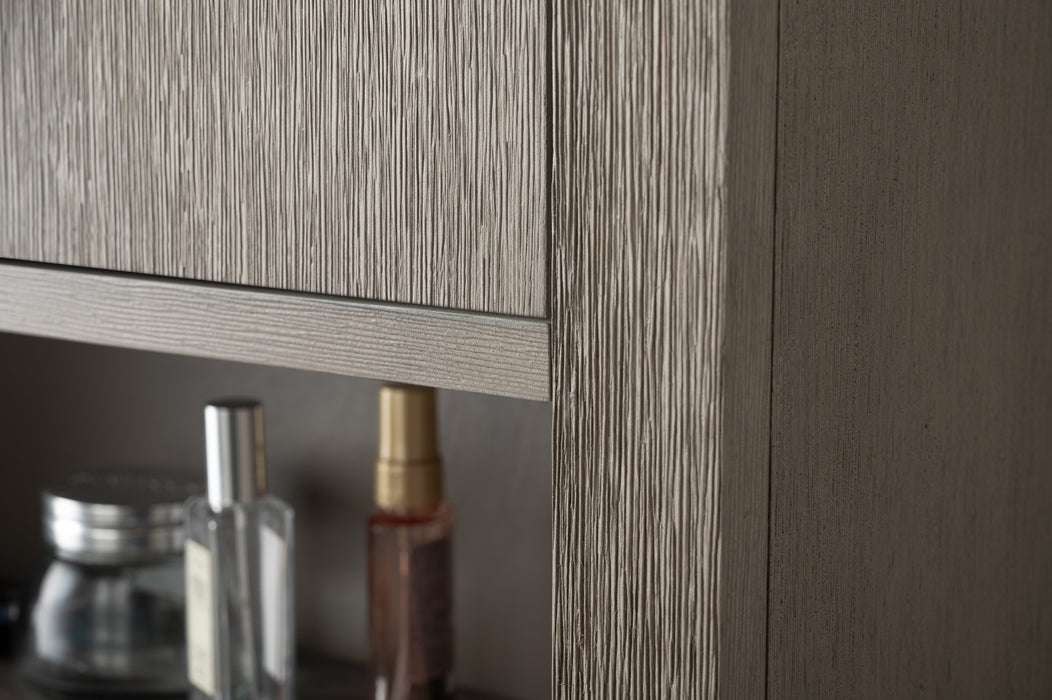 Driftwood Gray / Matte Black