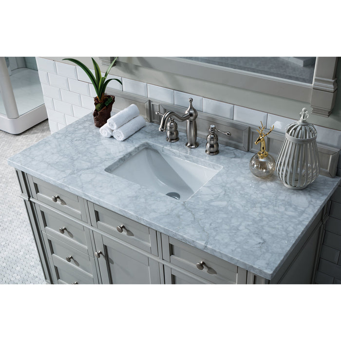 Urban Gray / Carrara White - 3 Faucet Holes