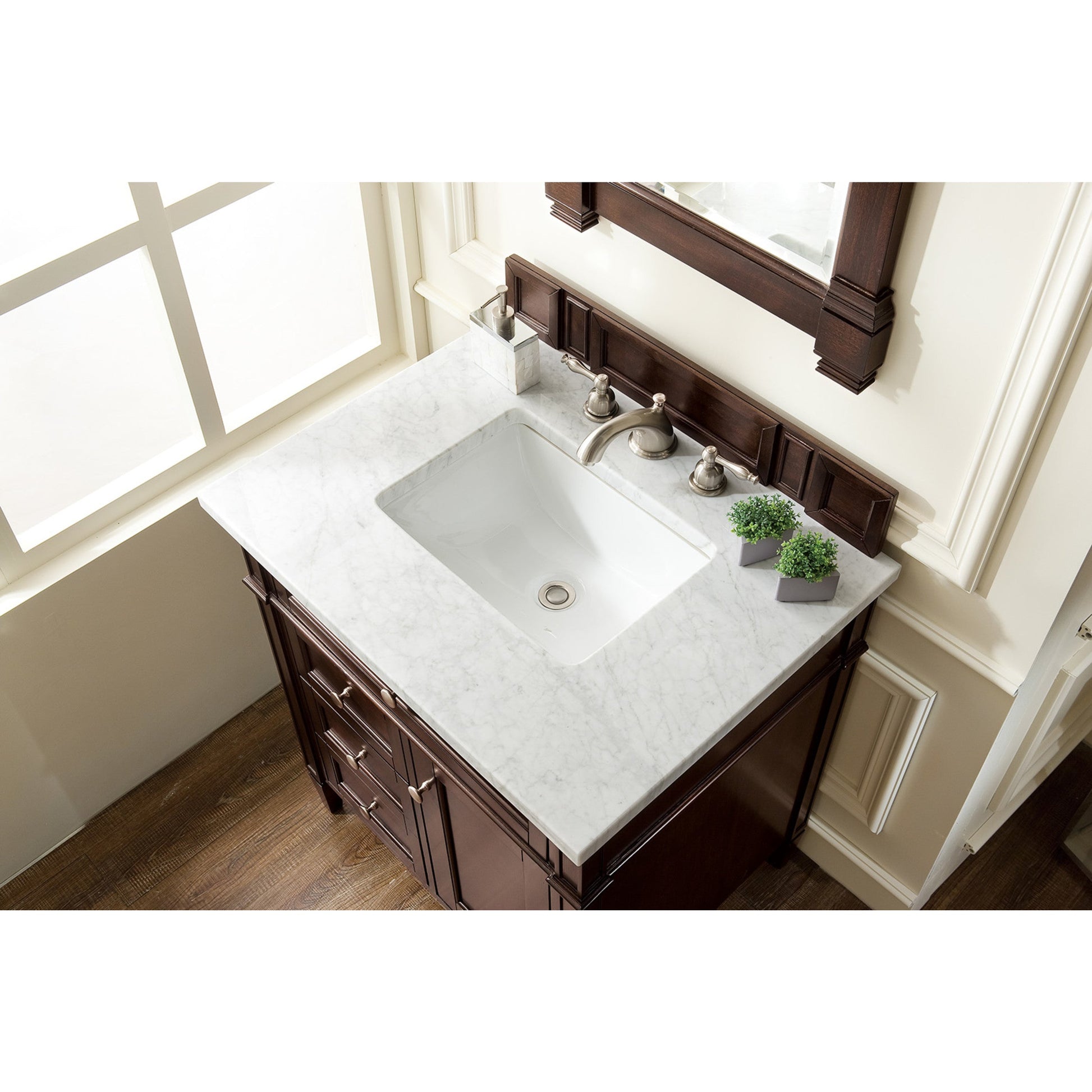 Burnished Mahogany / Carrara White - 3 Faucet Holes