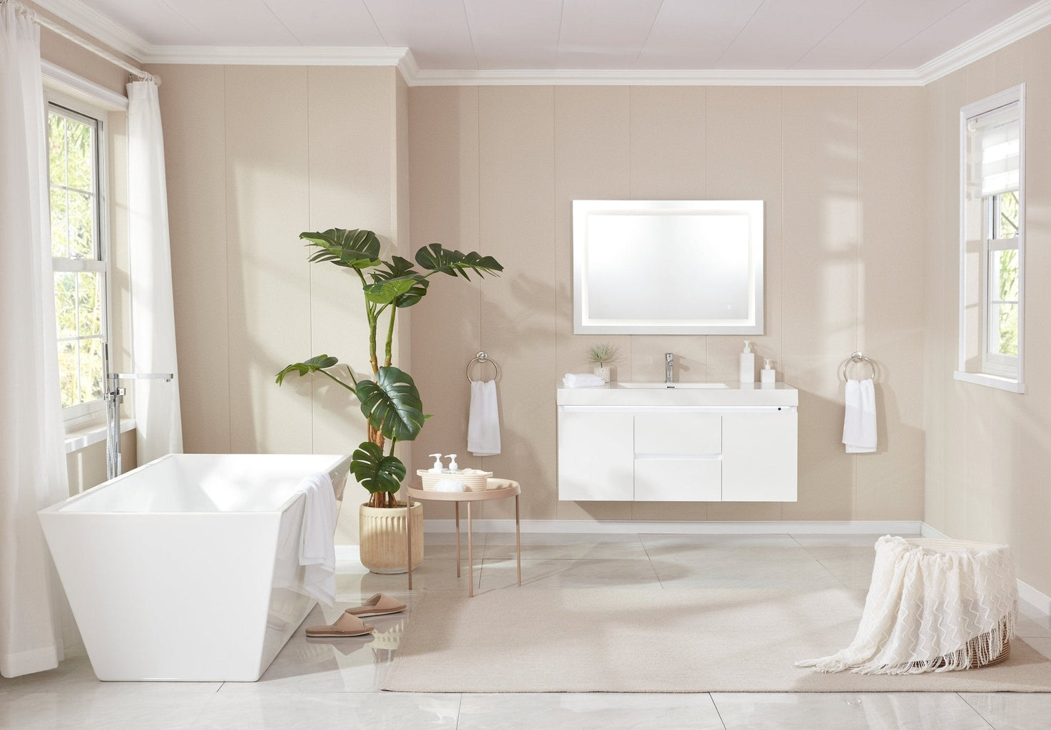 White / Polished Chrome