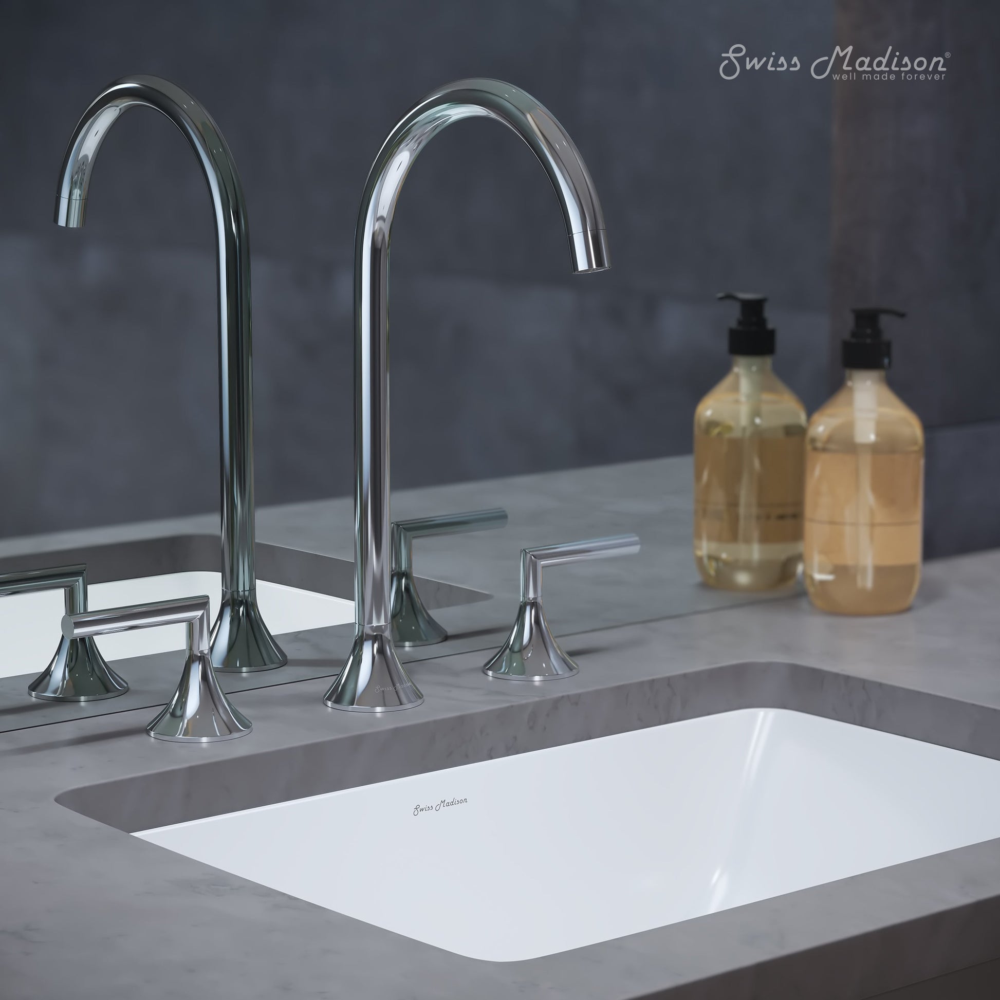 Polished Chrome / Lever