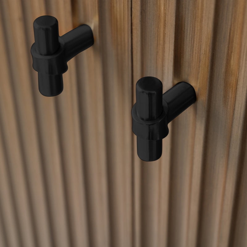 Linear Walnut / Matte Black