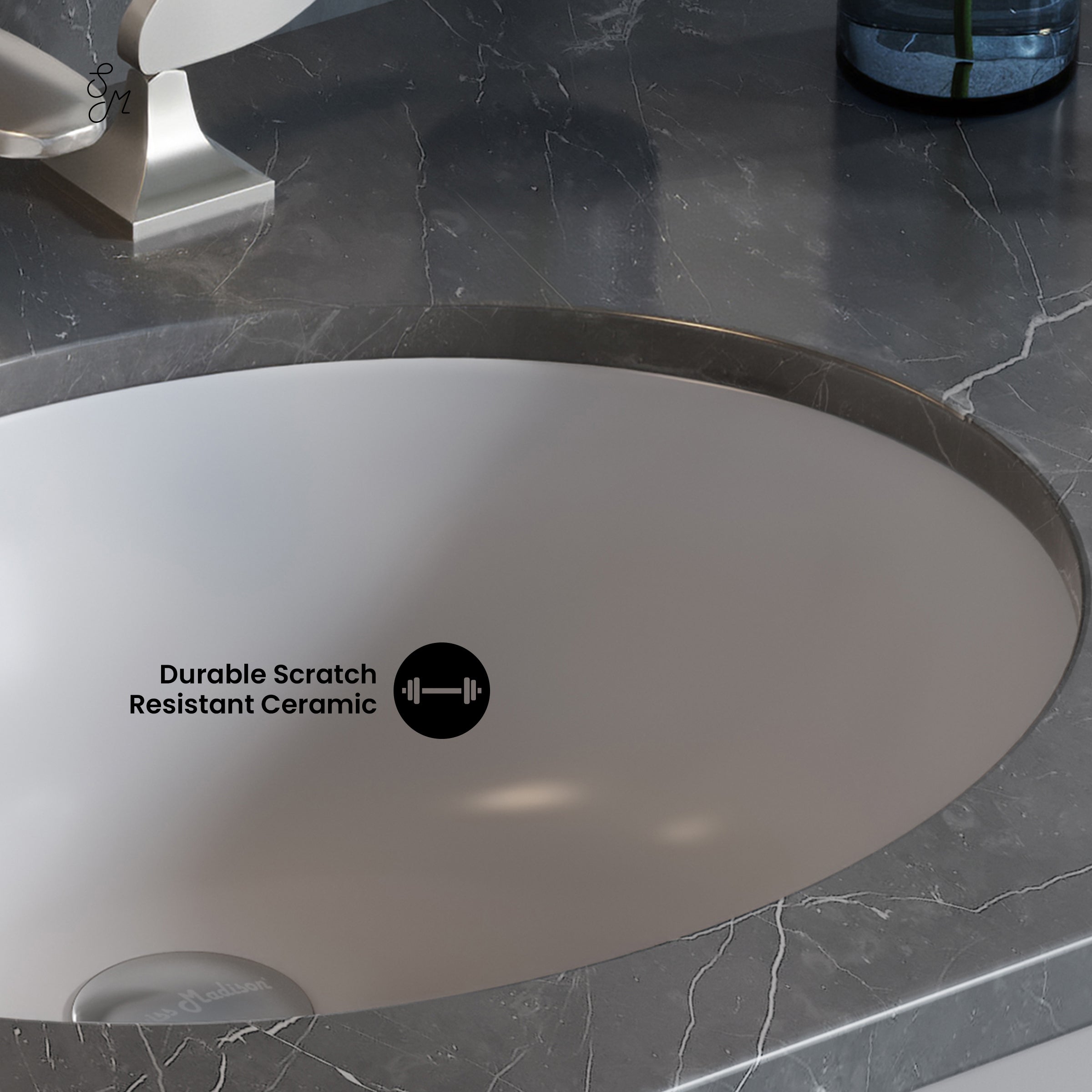 Glossy white / Oval