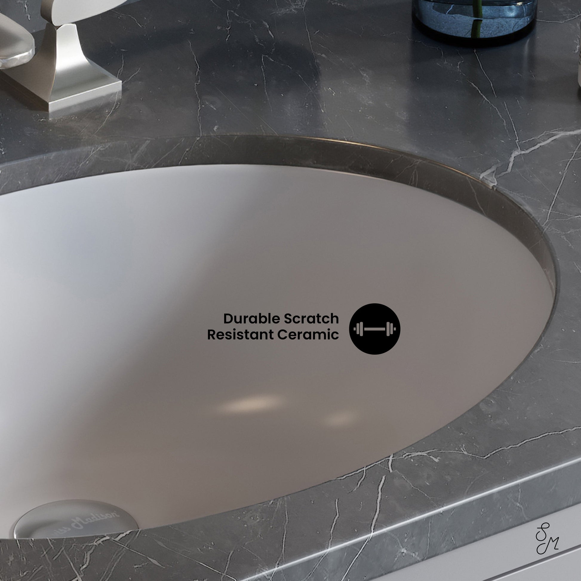 Glossy White / Oval