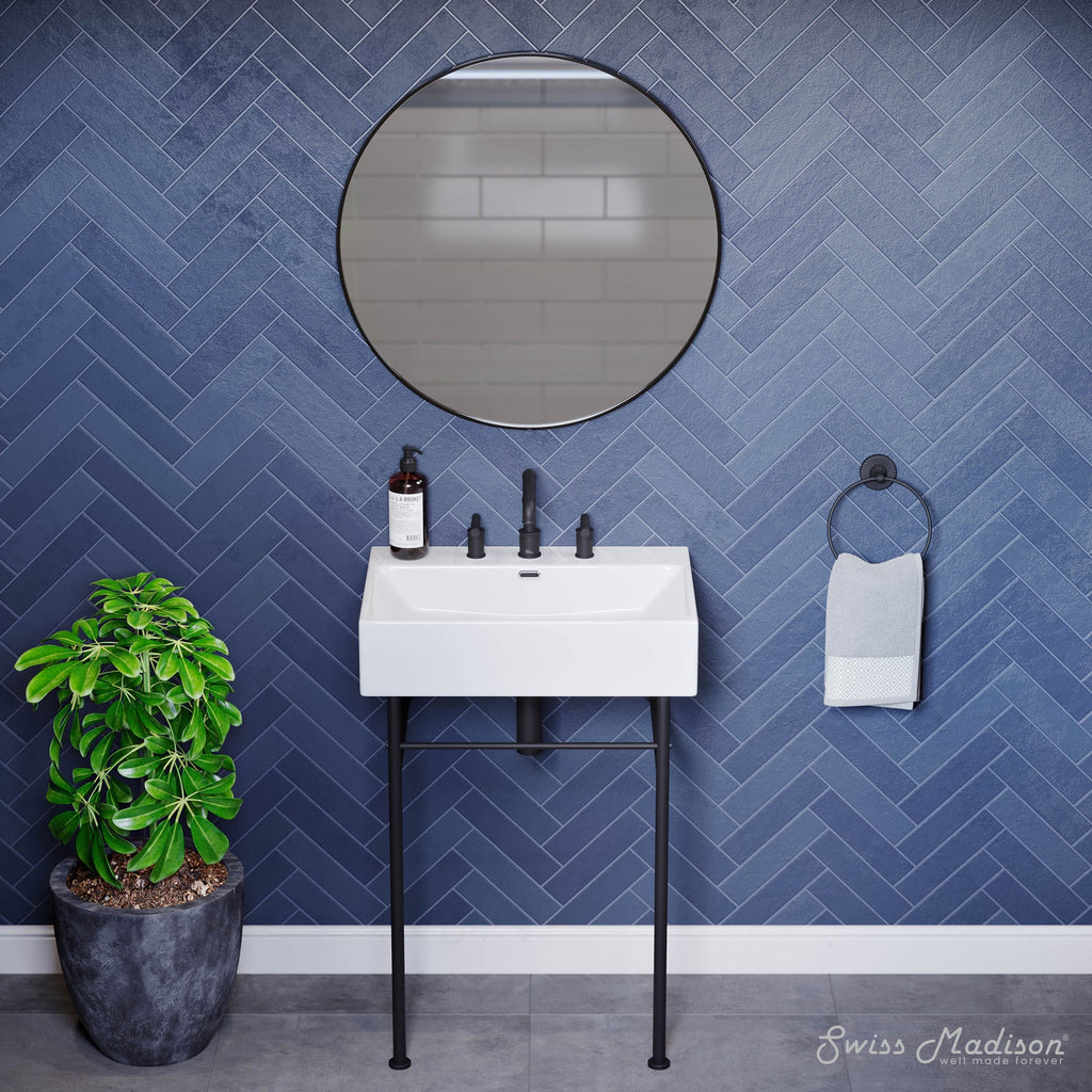 Black / White / 3-Hole