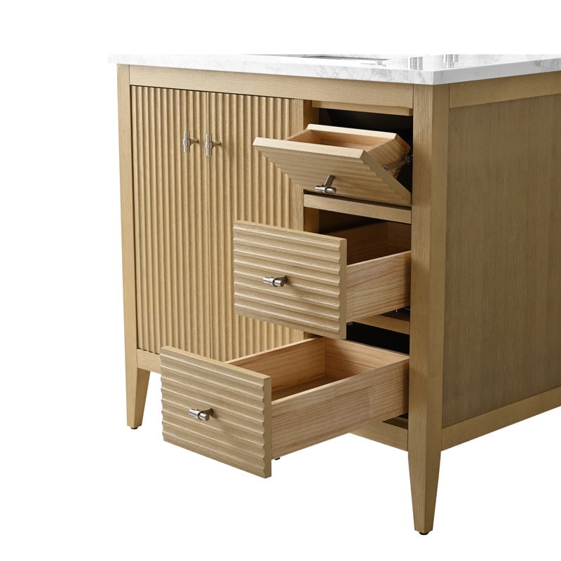 Linear Natural Oak / Brushed Nickel