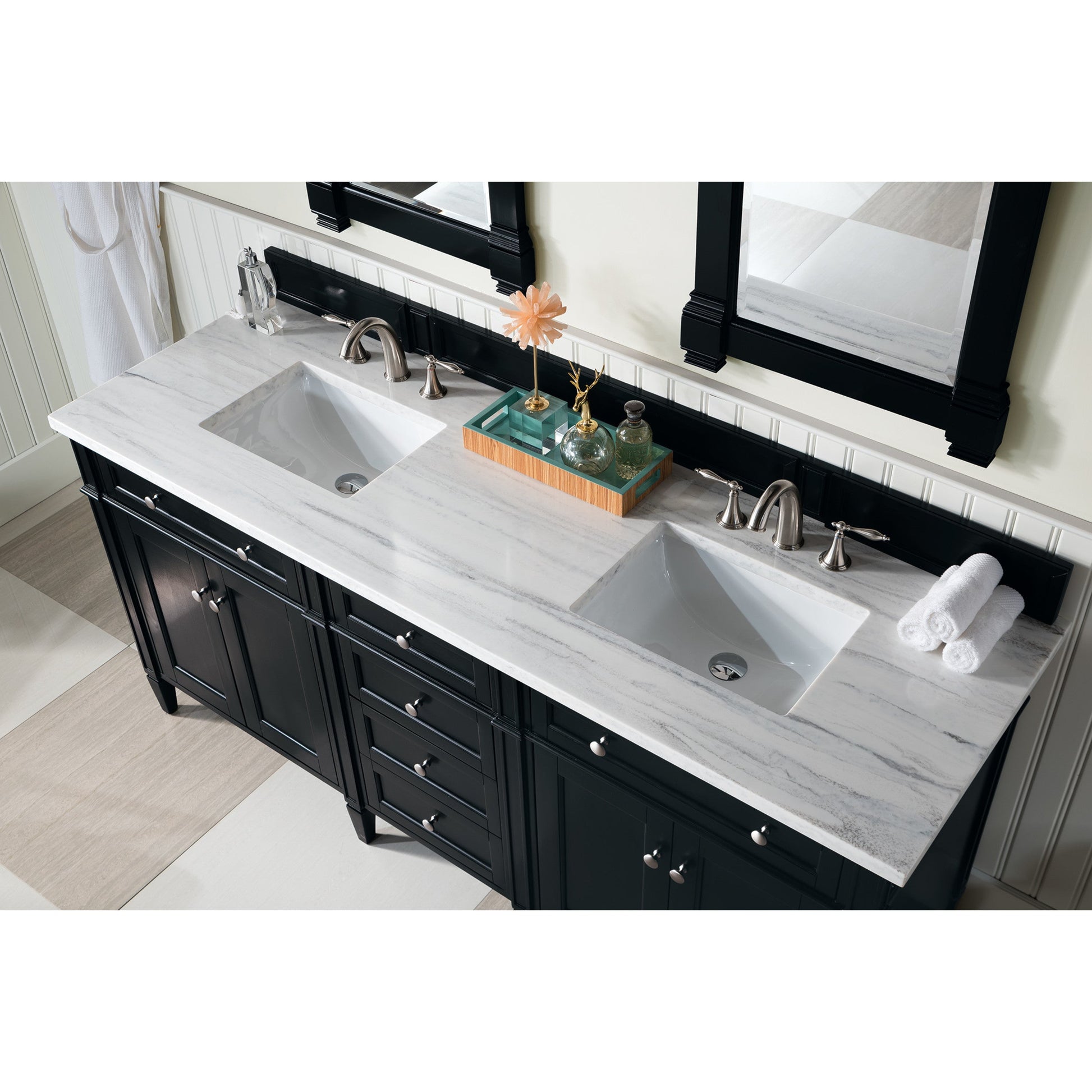 Black Onyx / Arctic Fall - 3 Faucet Holes