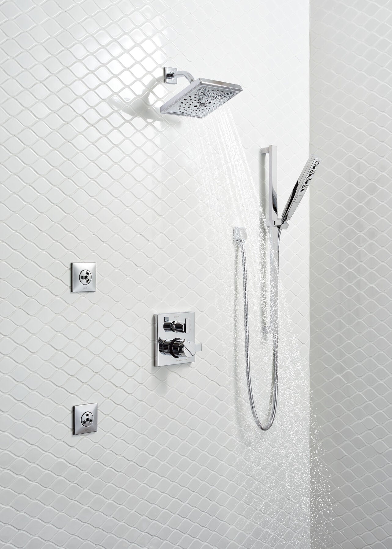 Delta Angular Modern Monitor 17 Series Valve Trim with 3-Setting Integrated Diverter