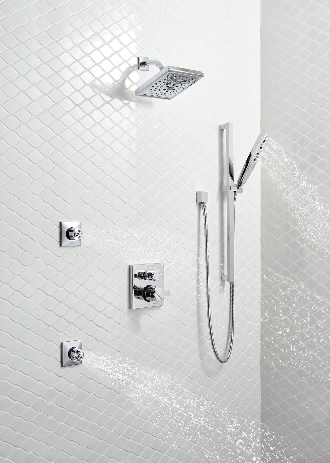 Delta Angular Modern Monitor 17 Series Valve Trim with 3-Setting Integrated Diverter