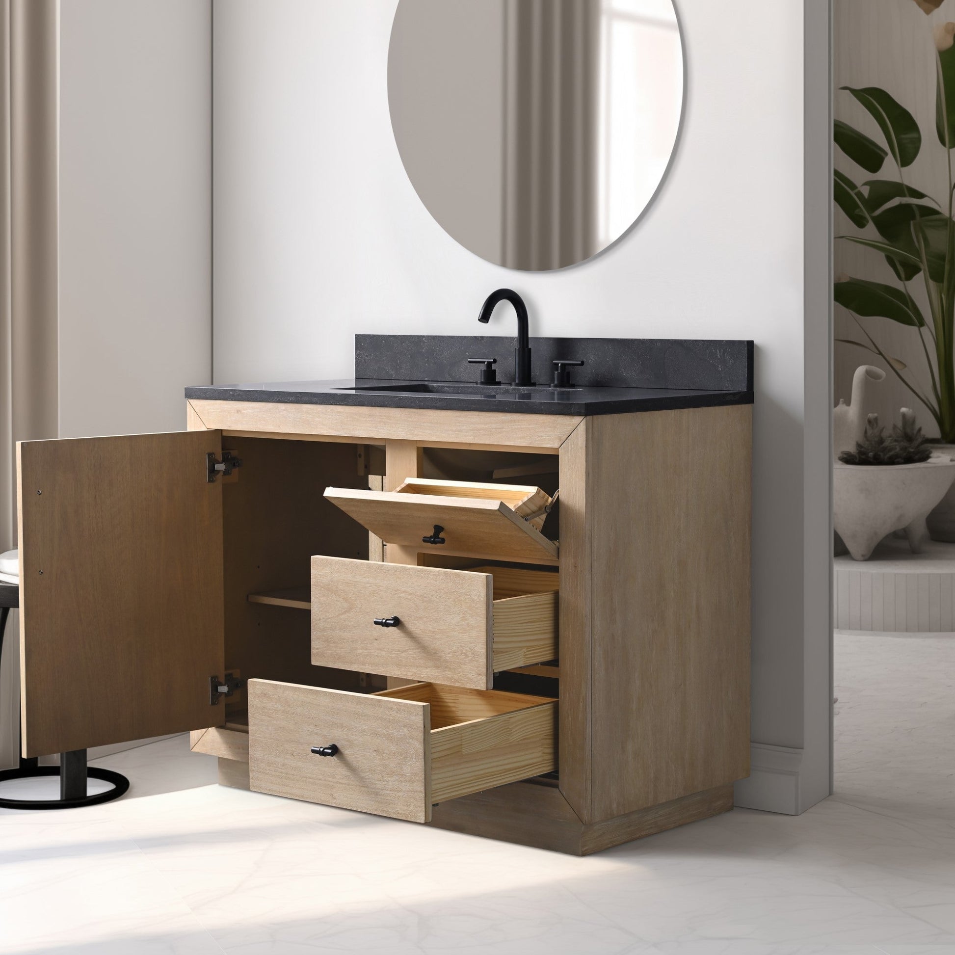 Light Wheat / Black Limestone