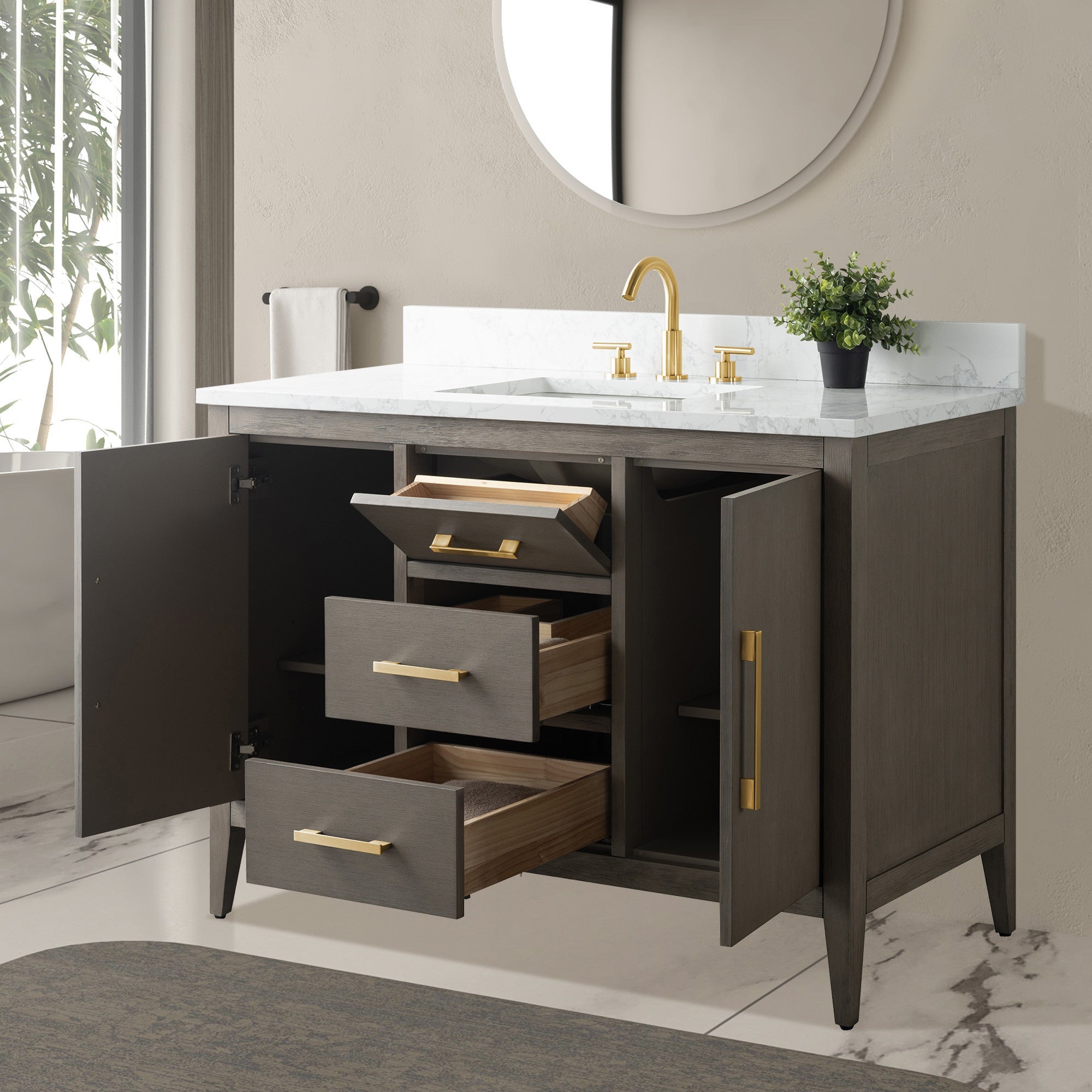 Linear Driftwood Gray / Golden Brushed