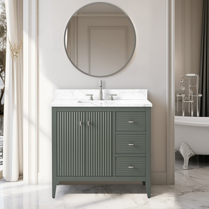 Linear Vintage Green / Brushed Nickel