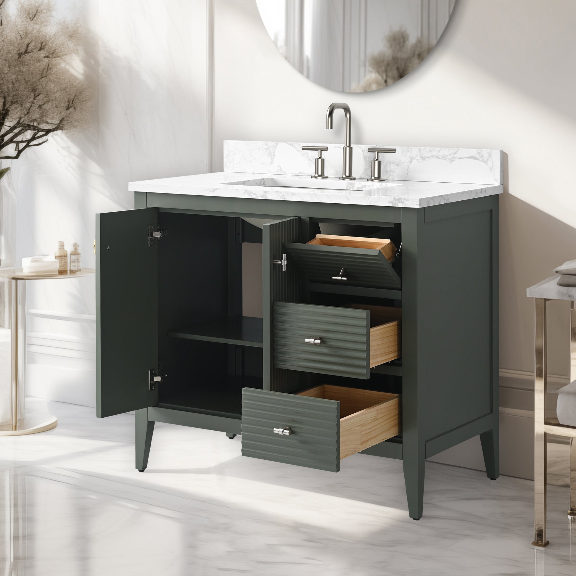 Linear Vintage Green / Brushed Nickel