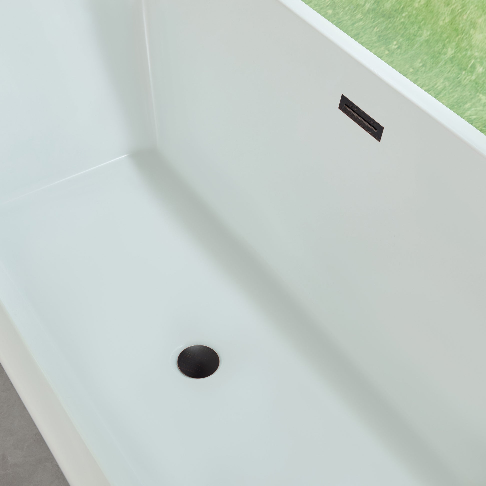 White / Oil Rubbed Bronze