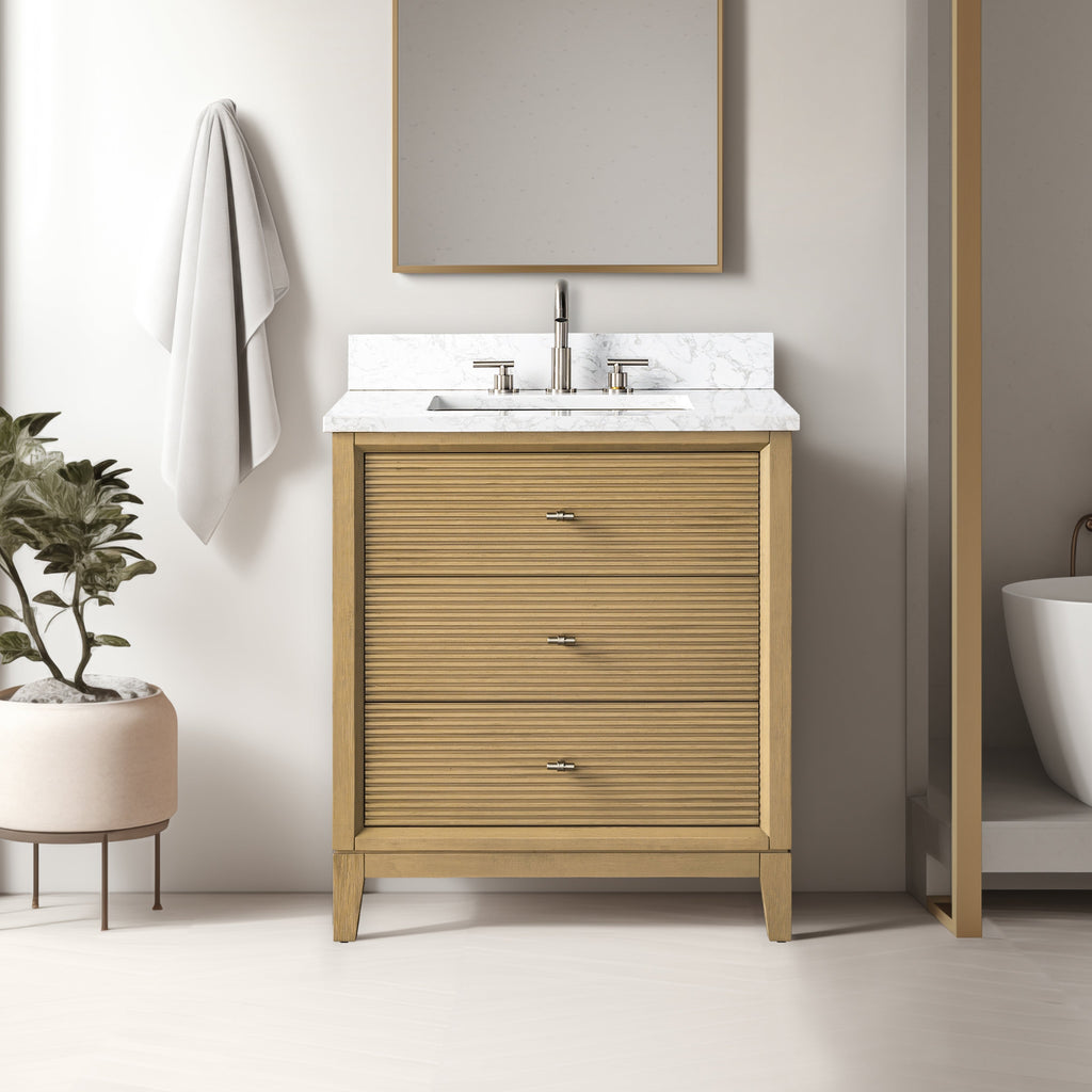 Linear Natural Oak / Brushed Nickel