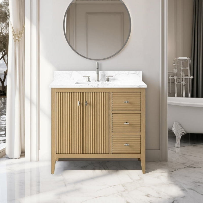 Linear Natural Oak / Brushed Nickel