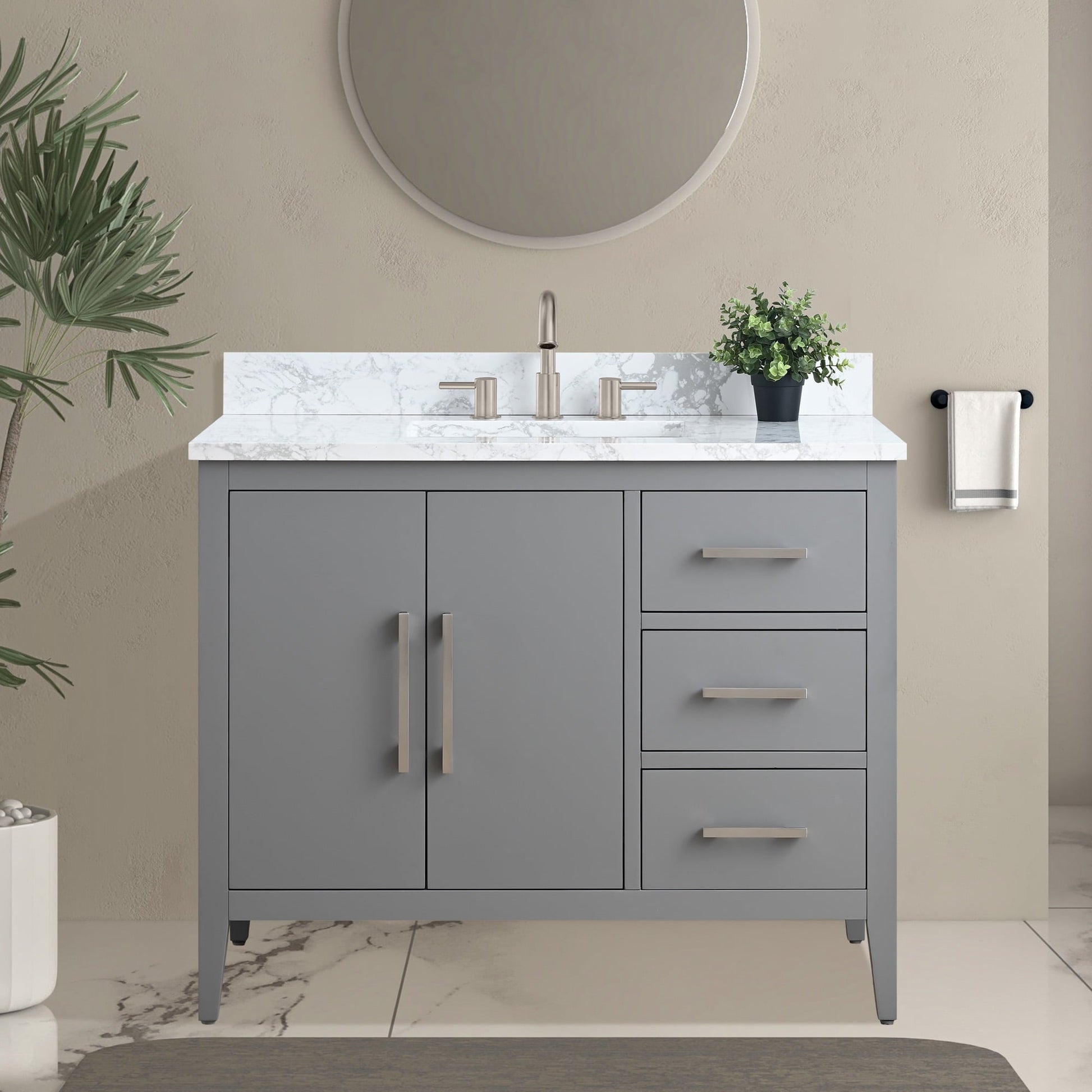 Cashmere Gray / Brushed Nickel