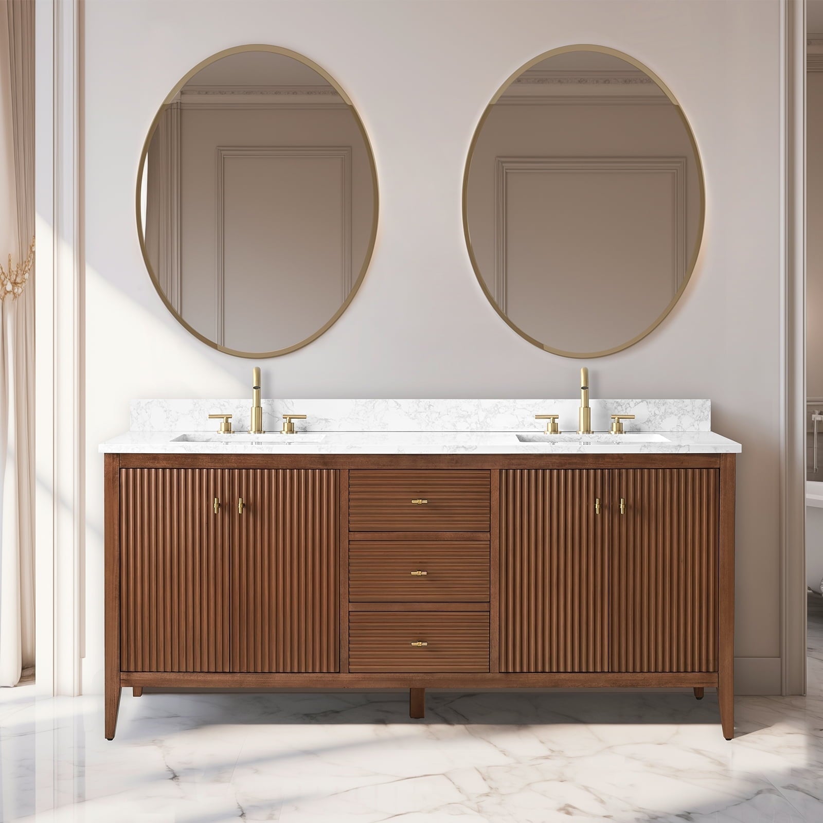 Linear Walnut / Golden Brushed