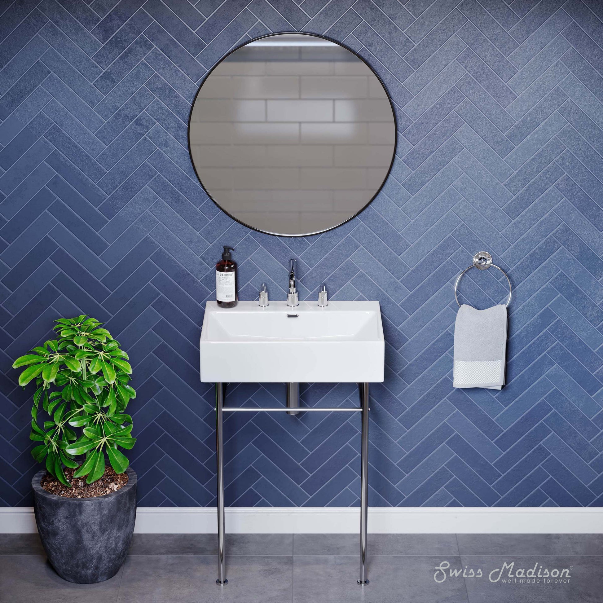 Chrome / White / 3-Hole