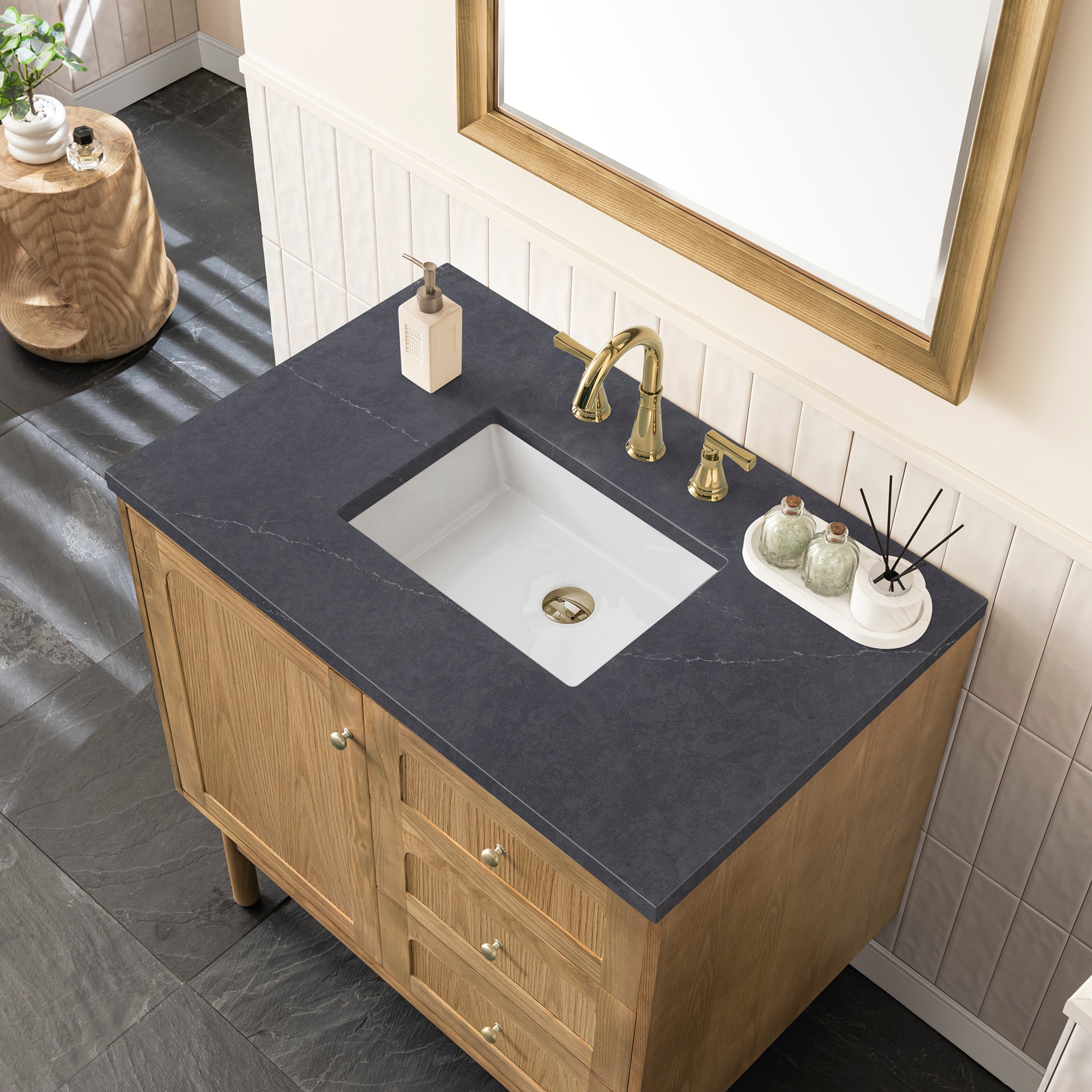 Light Natural Oak / Charcoal Soapstone - 3 Faucet Holes