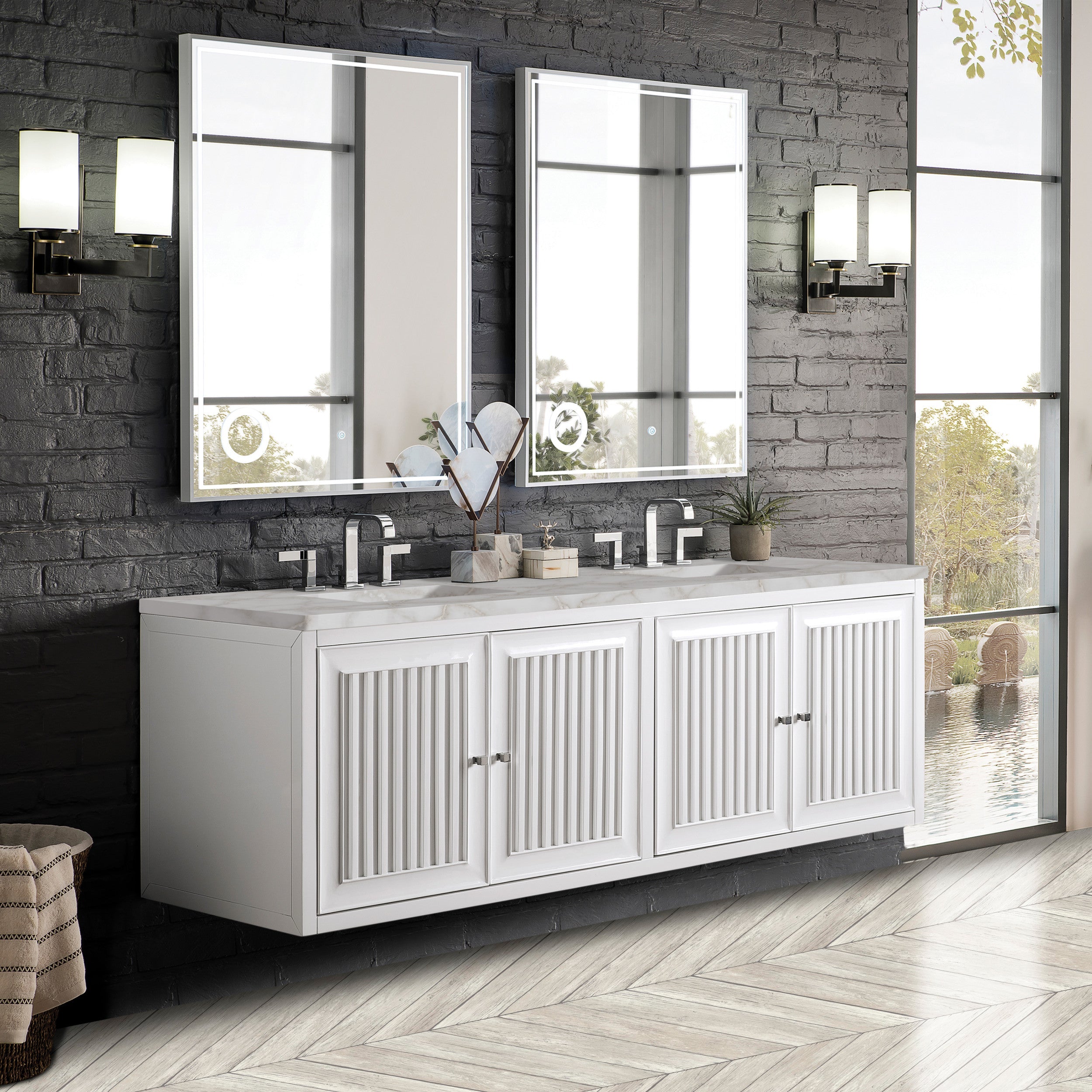 Glossy White / Victorian Silver - 3 Faucet Holes