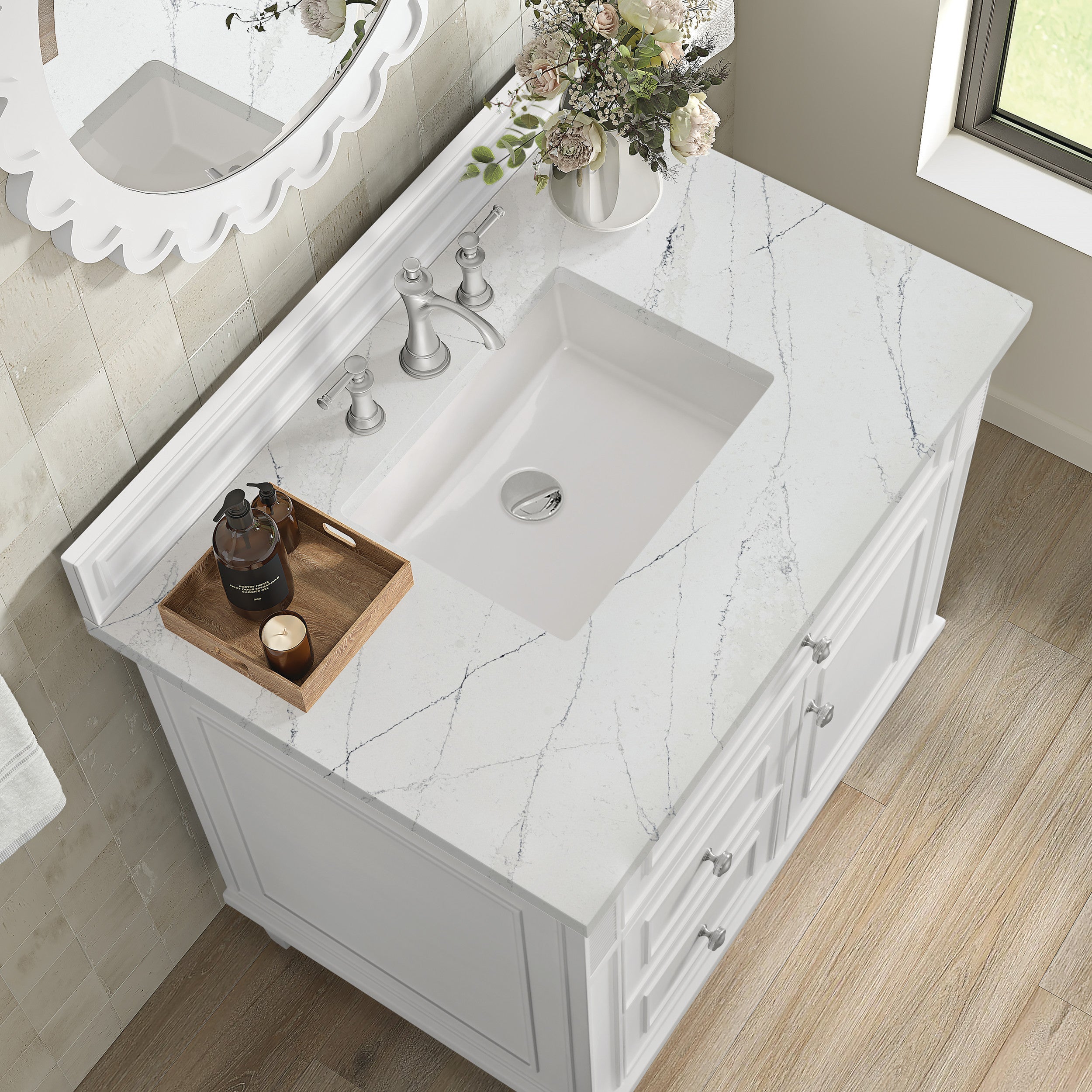 Bright White / Ethereal Noctis - 3 Faucet Holes