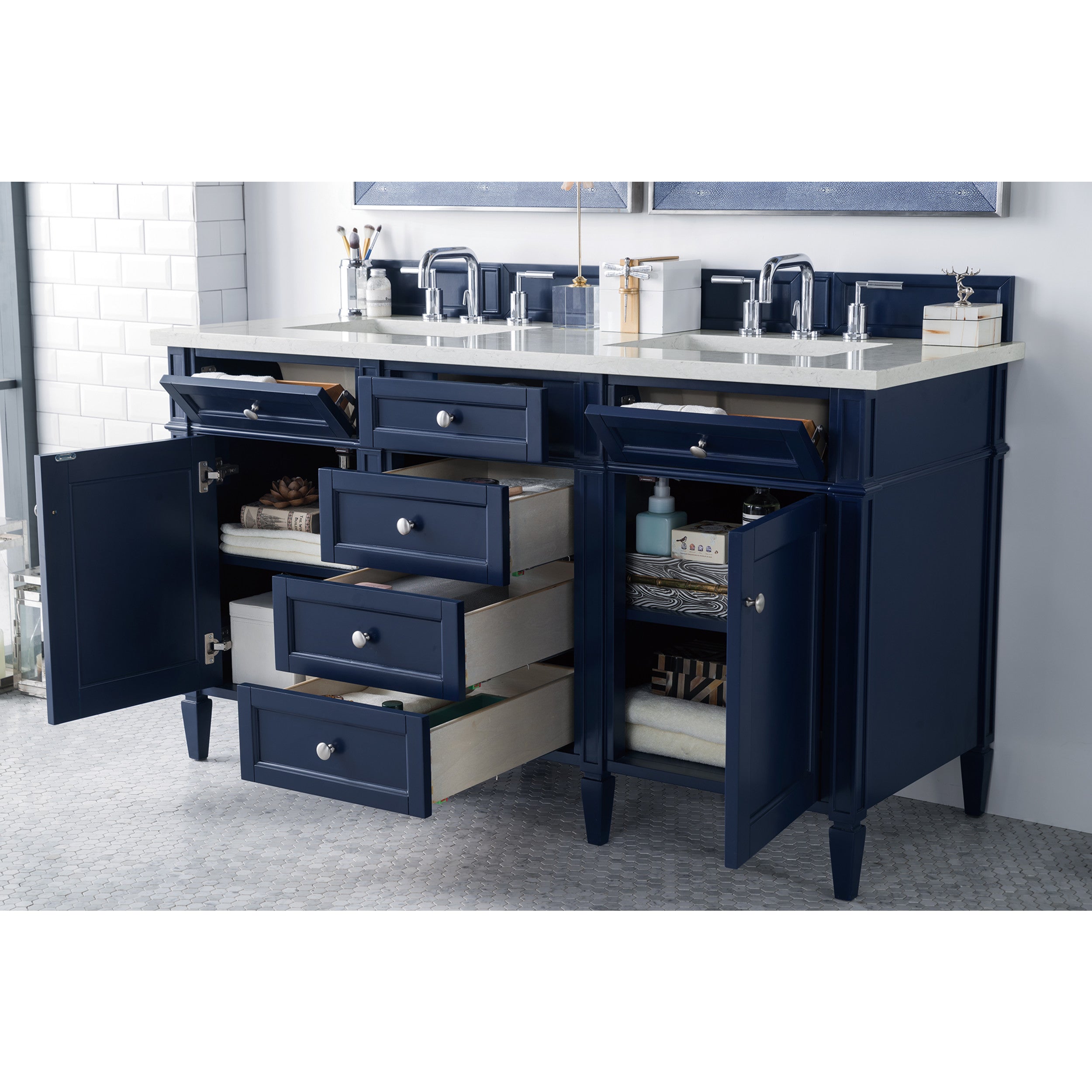 Victory Blue / Eternal Jasmine Pearl - 3 Faucet Holes
