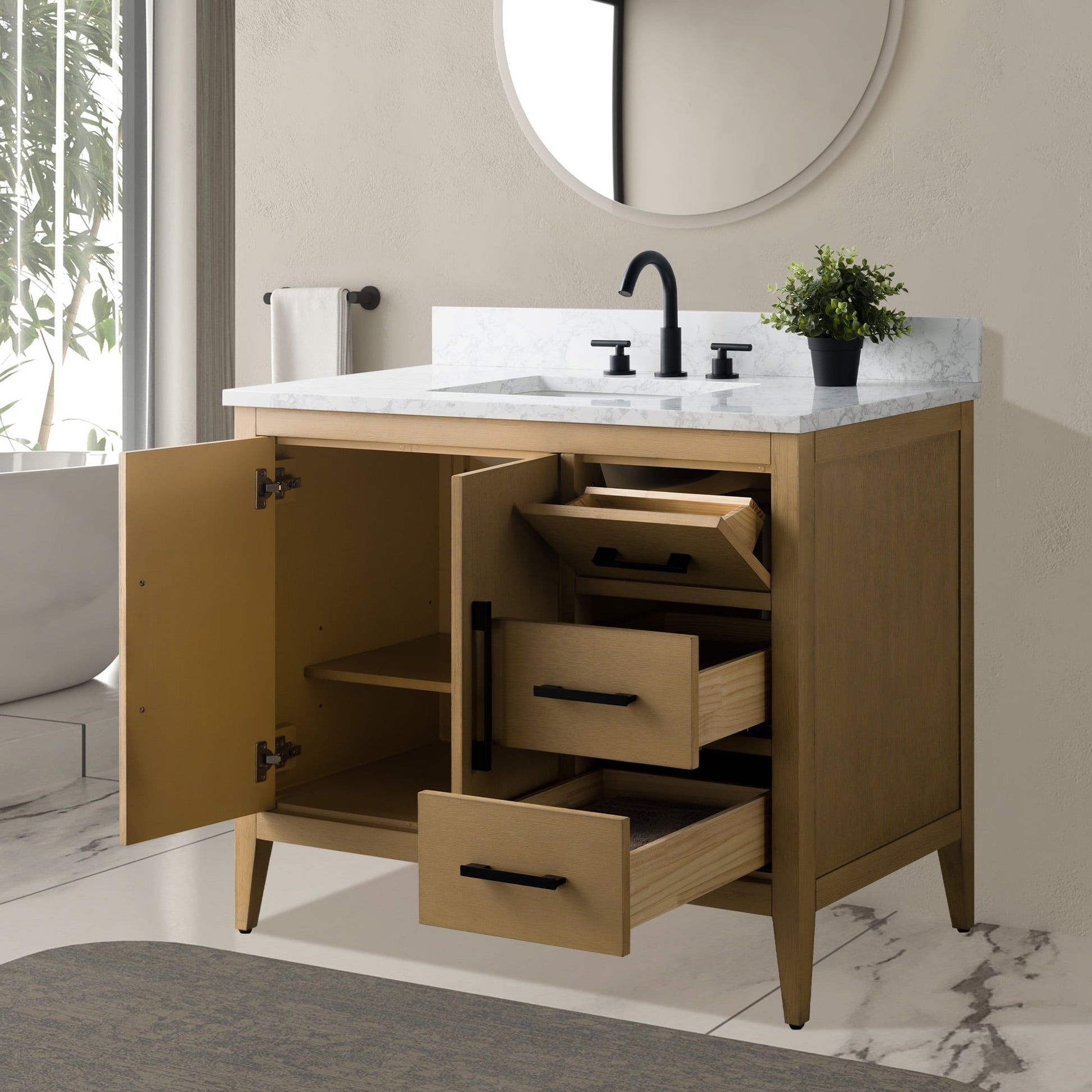 Natural Oak / Matte Black
