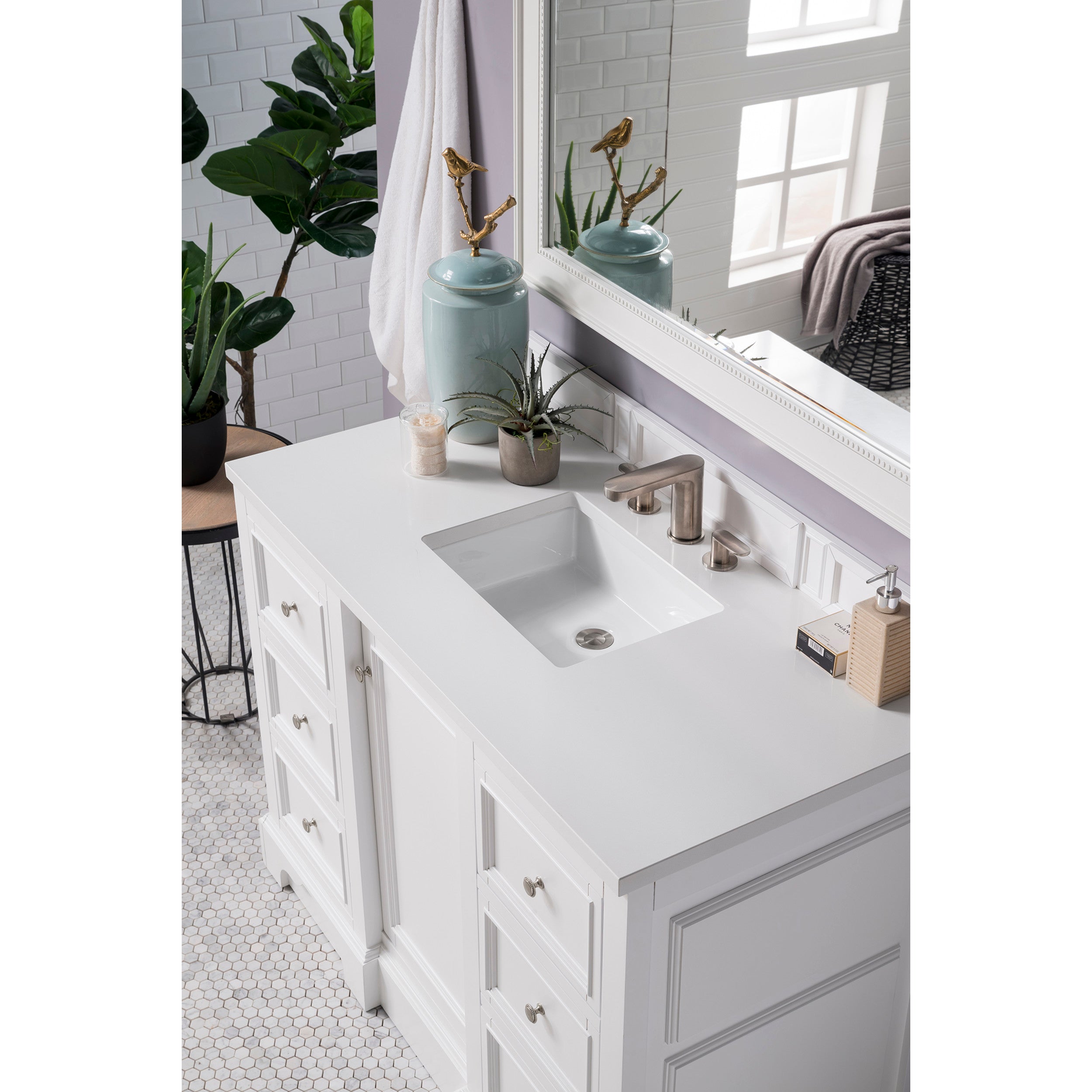 Bright White / White Zeus - 3 Faucet Holes