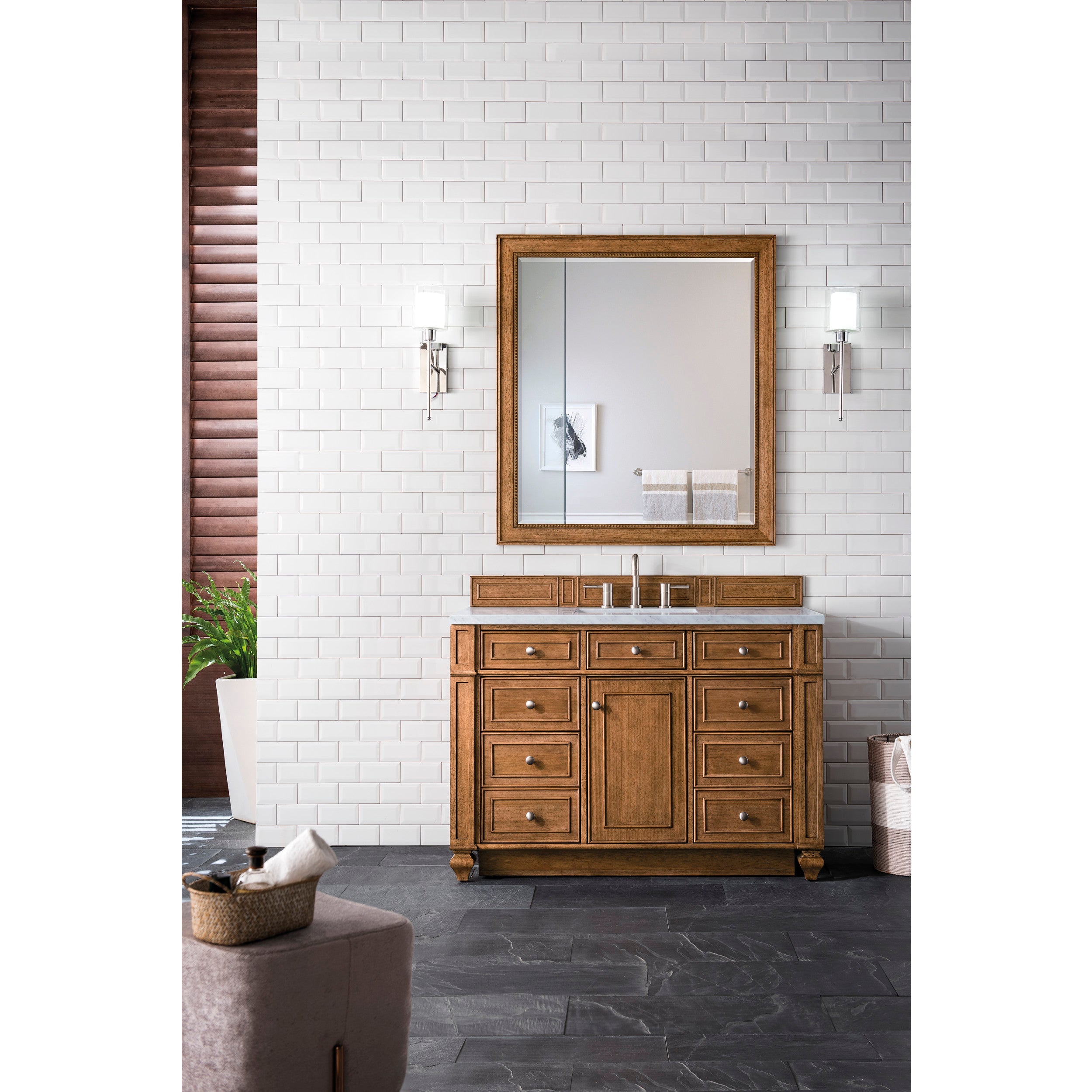 Saddle Brown / Eternal Jasmine Pearl - 3 Faucet Holes