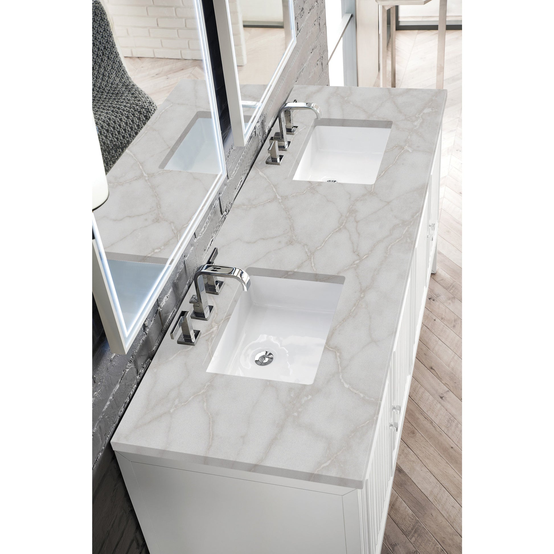 Glossy White / Victorian Silver - 3 Faucet Holes