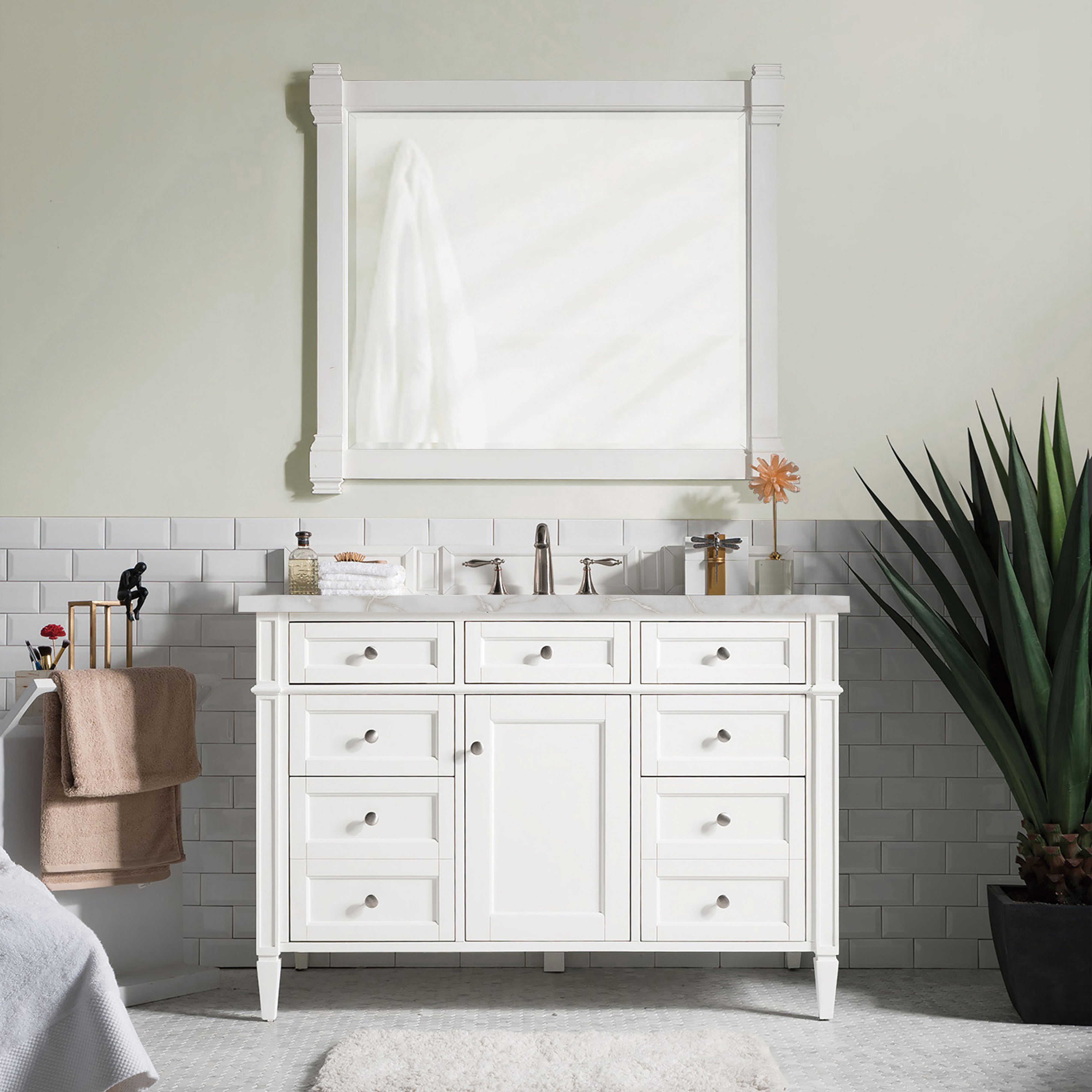 Bright White / Victorian Silver - 3 Faucet Holes