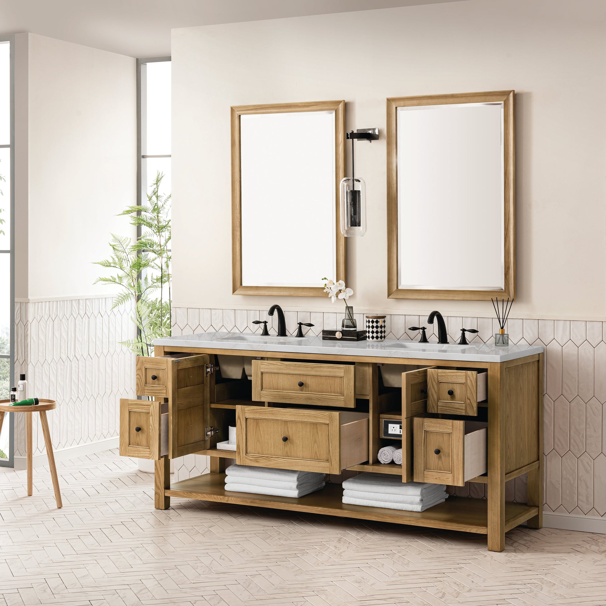 Light Natural Oak / Victorian Silver - 3 Faucet Holes