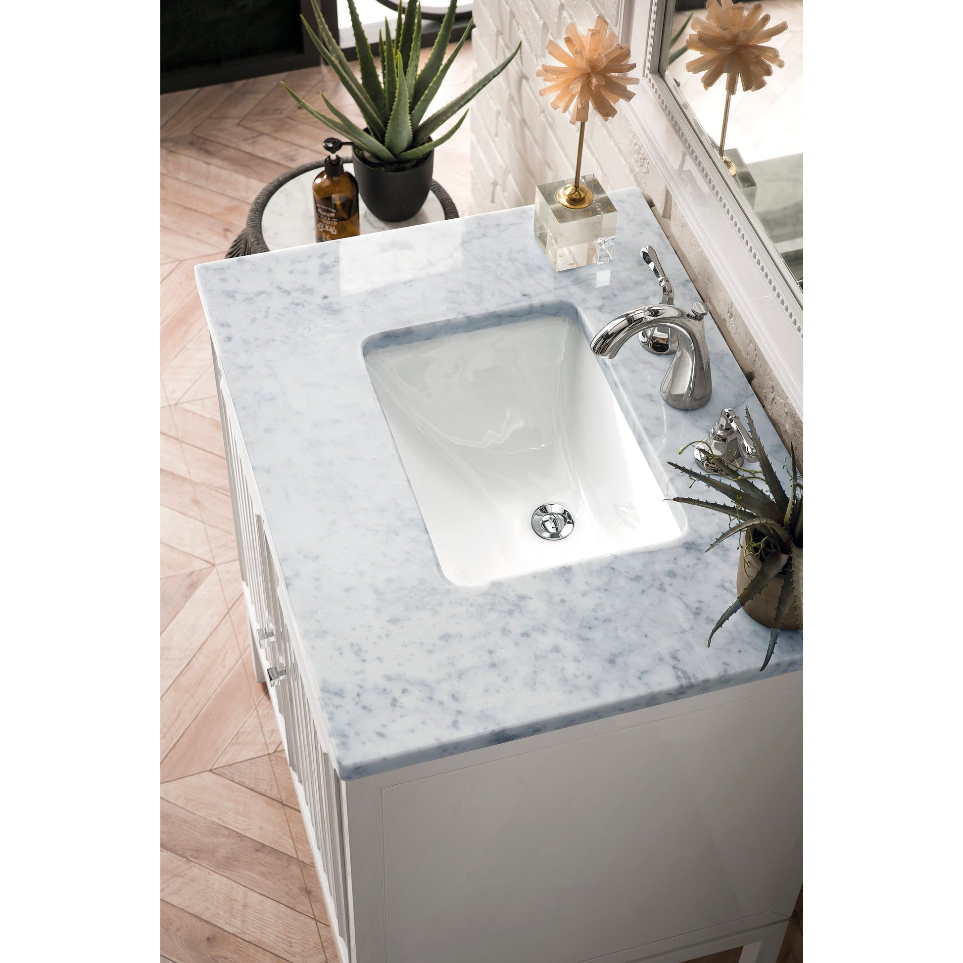 Glossy White / Carrara White - 3 Faucet Holes