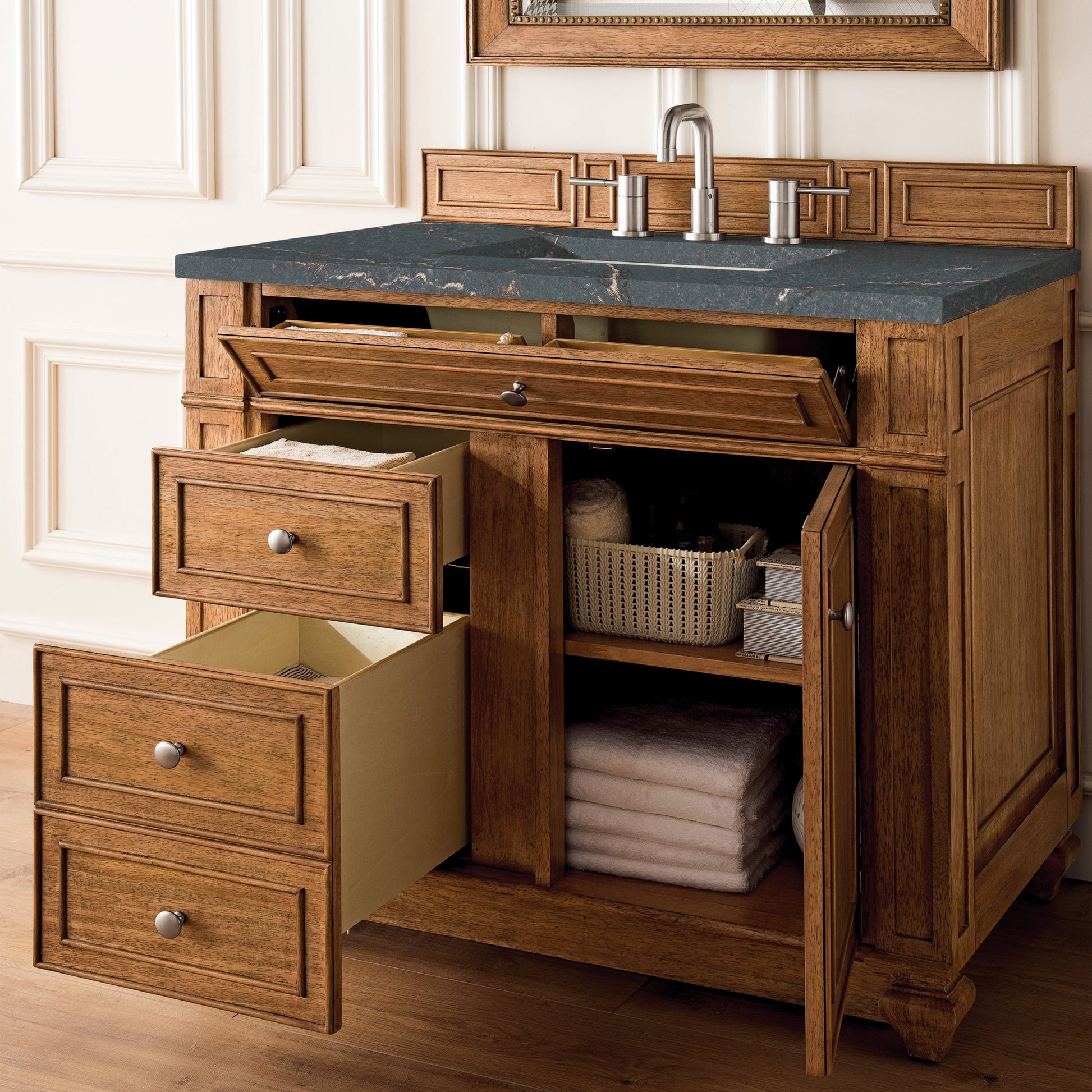 Saddle Brown / Parisien Bleu - 3 Faucet Holes